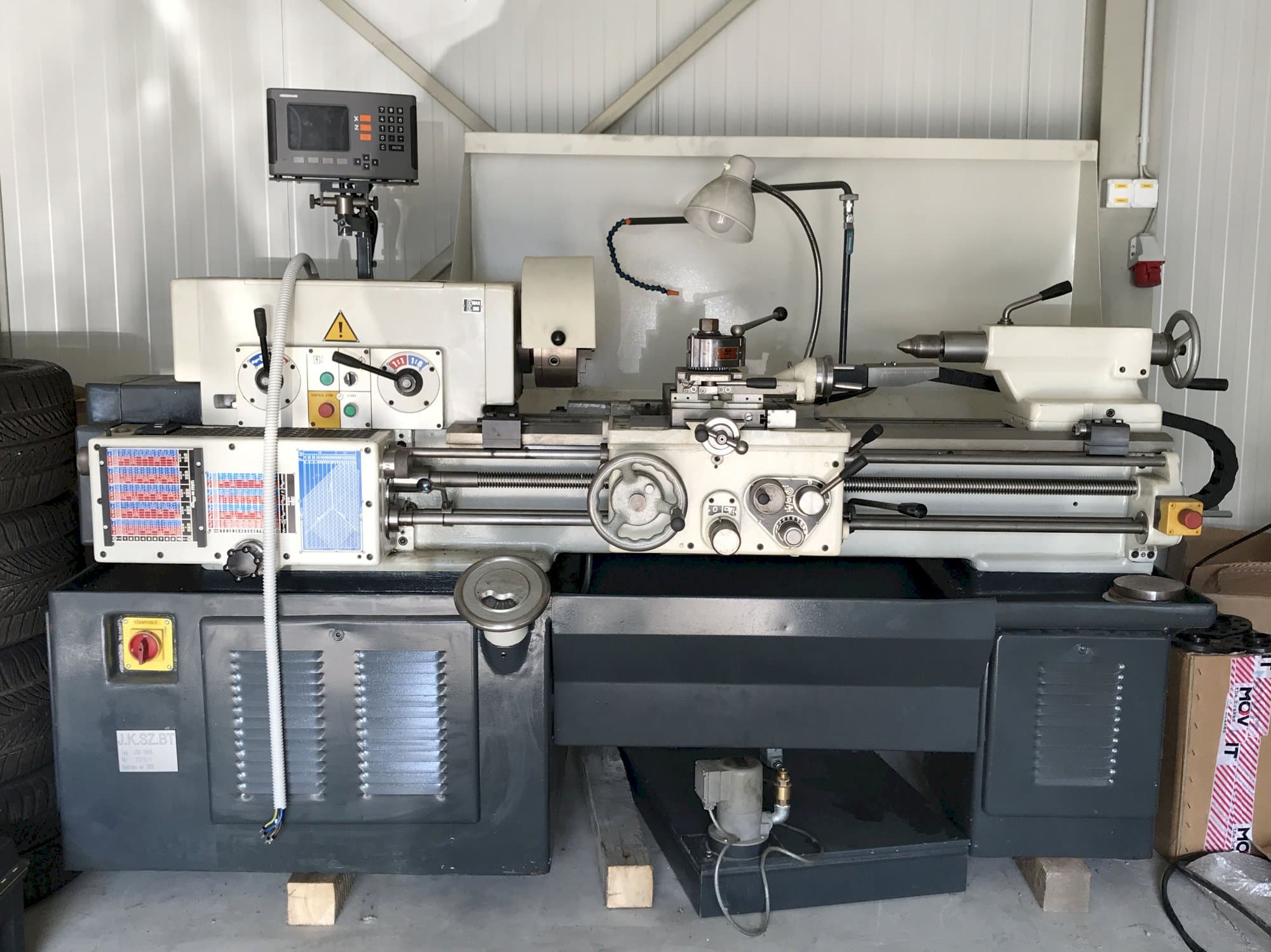 Makine  TOS - Önden görünüm JSV-18RA