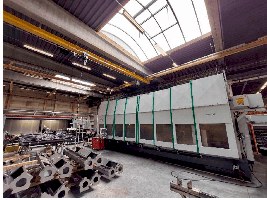 Makine  Unisign Univers 6 - Önden görünüm