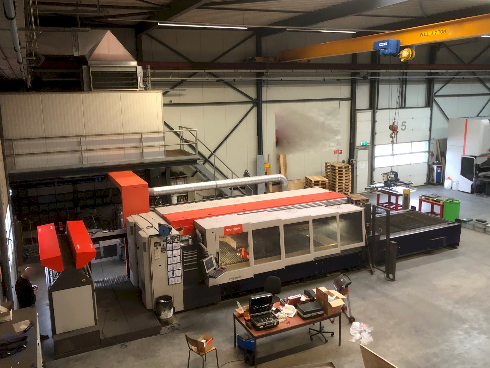 Makine  Bystronic Byspeed 3015 - Önden görünüm