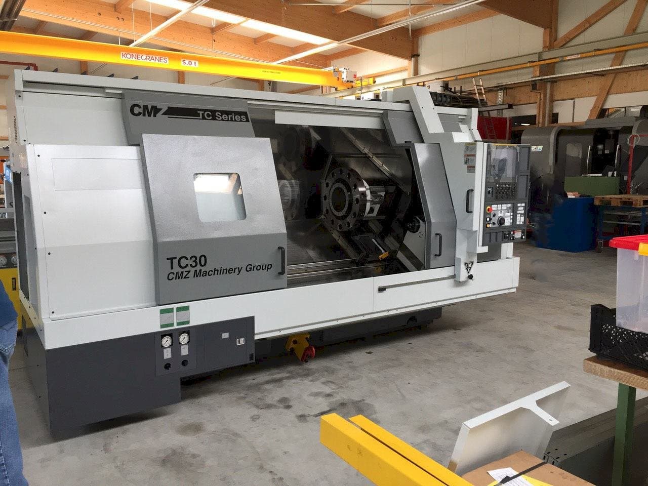 Makine  CMZ TC30 - Önden görünüm