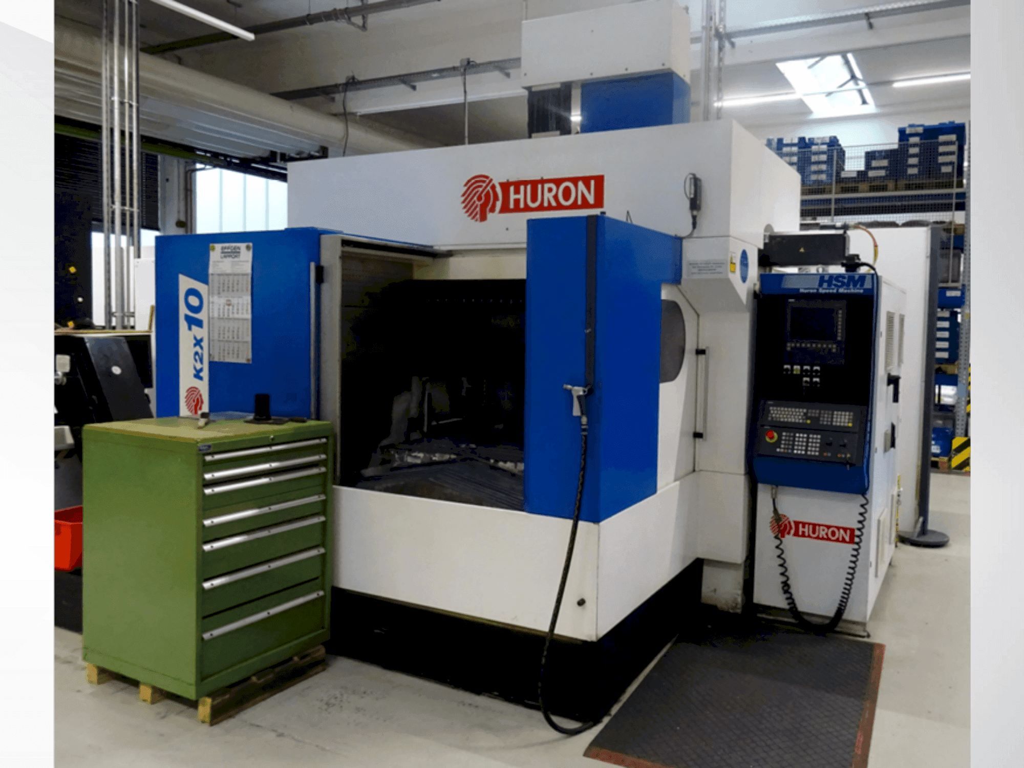 Makine  Huron K2X 10 - Önden görünüm