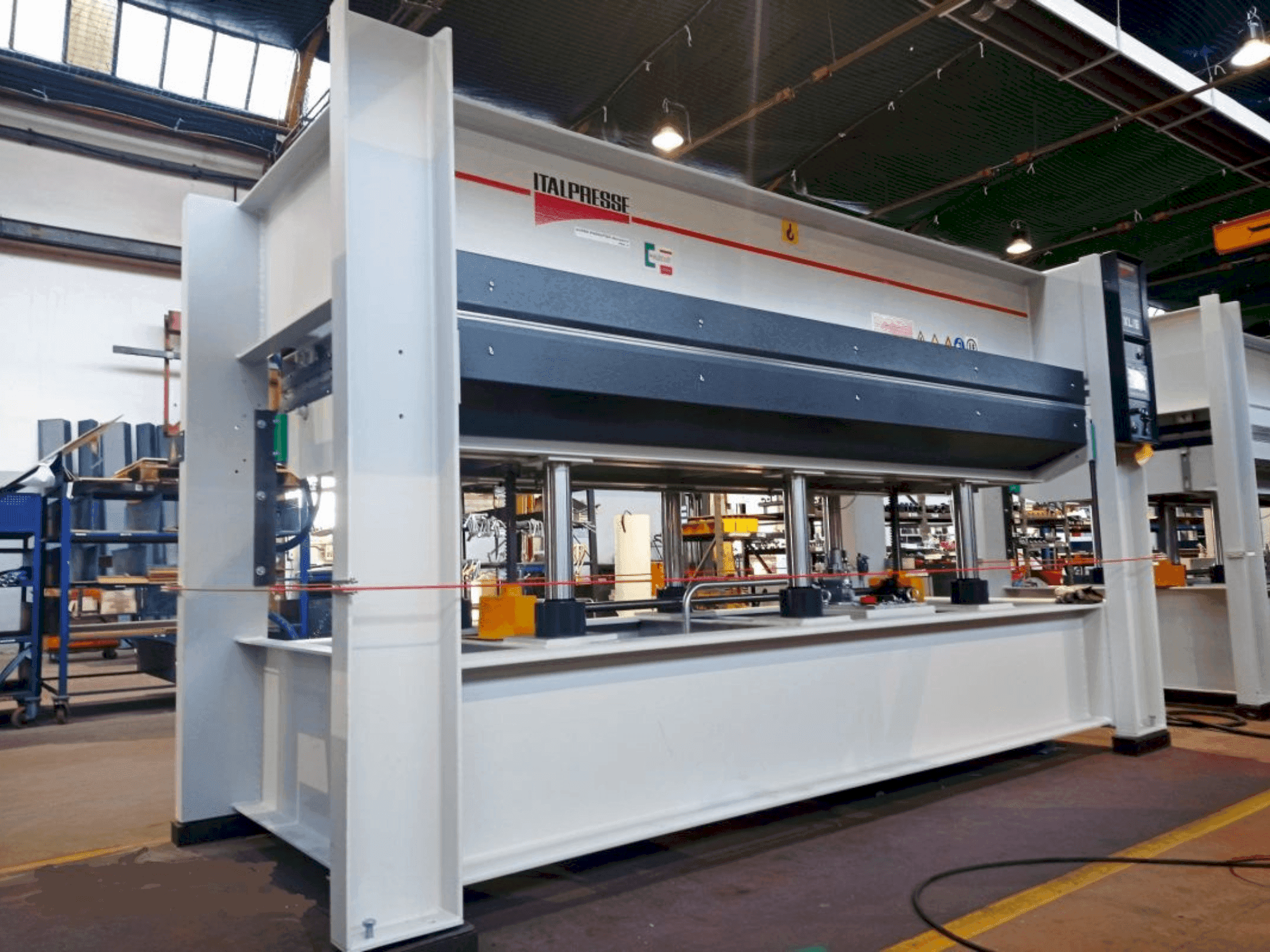 Makine  ITALPRESSE XL/6 30-13 PM BO - Önden görünüm