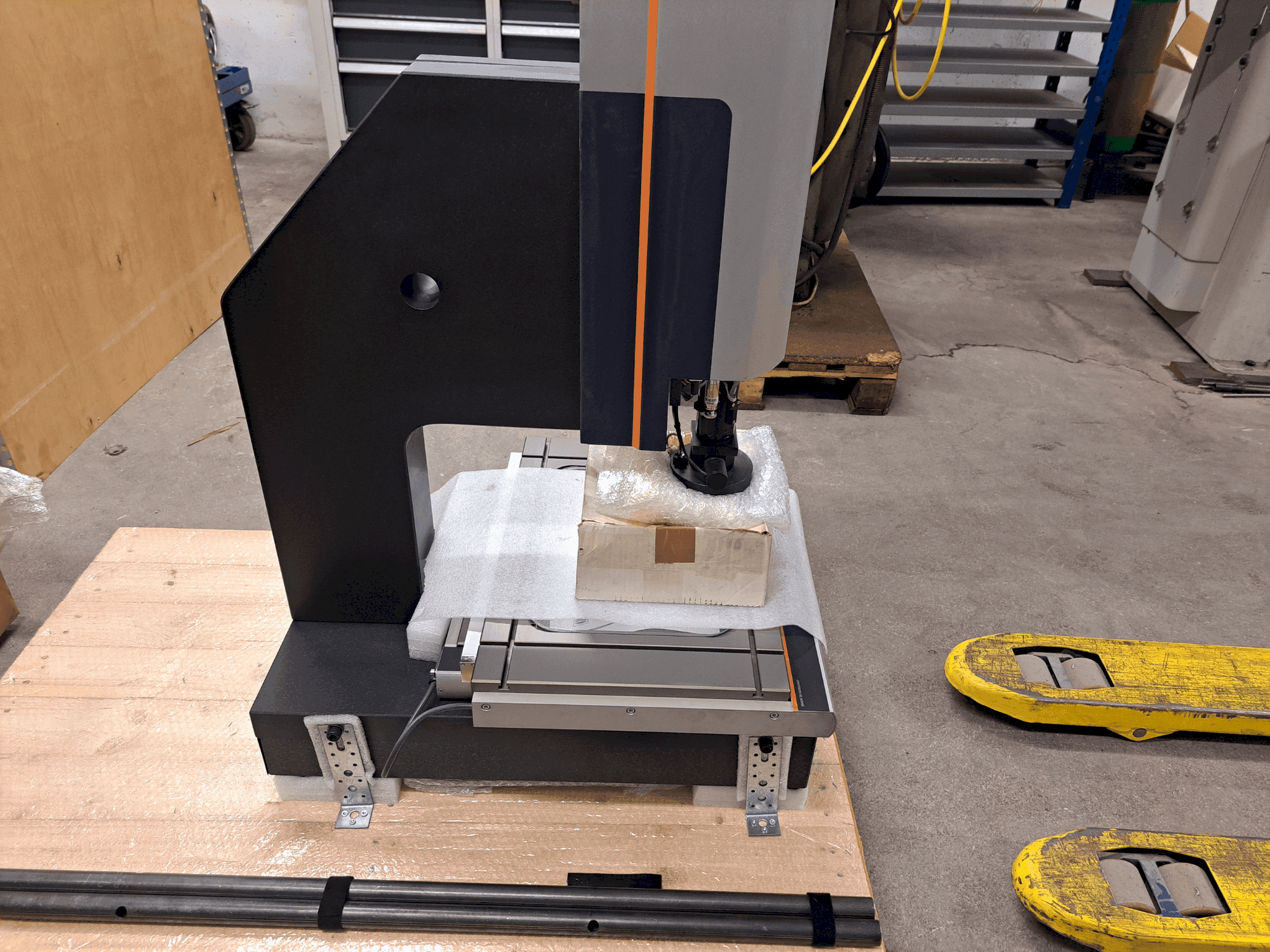 Makine  HEINRICH SCHNEIDER MM1-300 CNC MZ TP20 - Önden görünüm