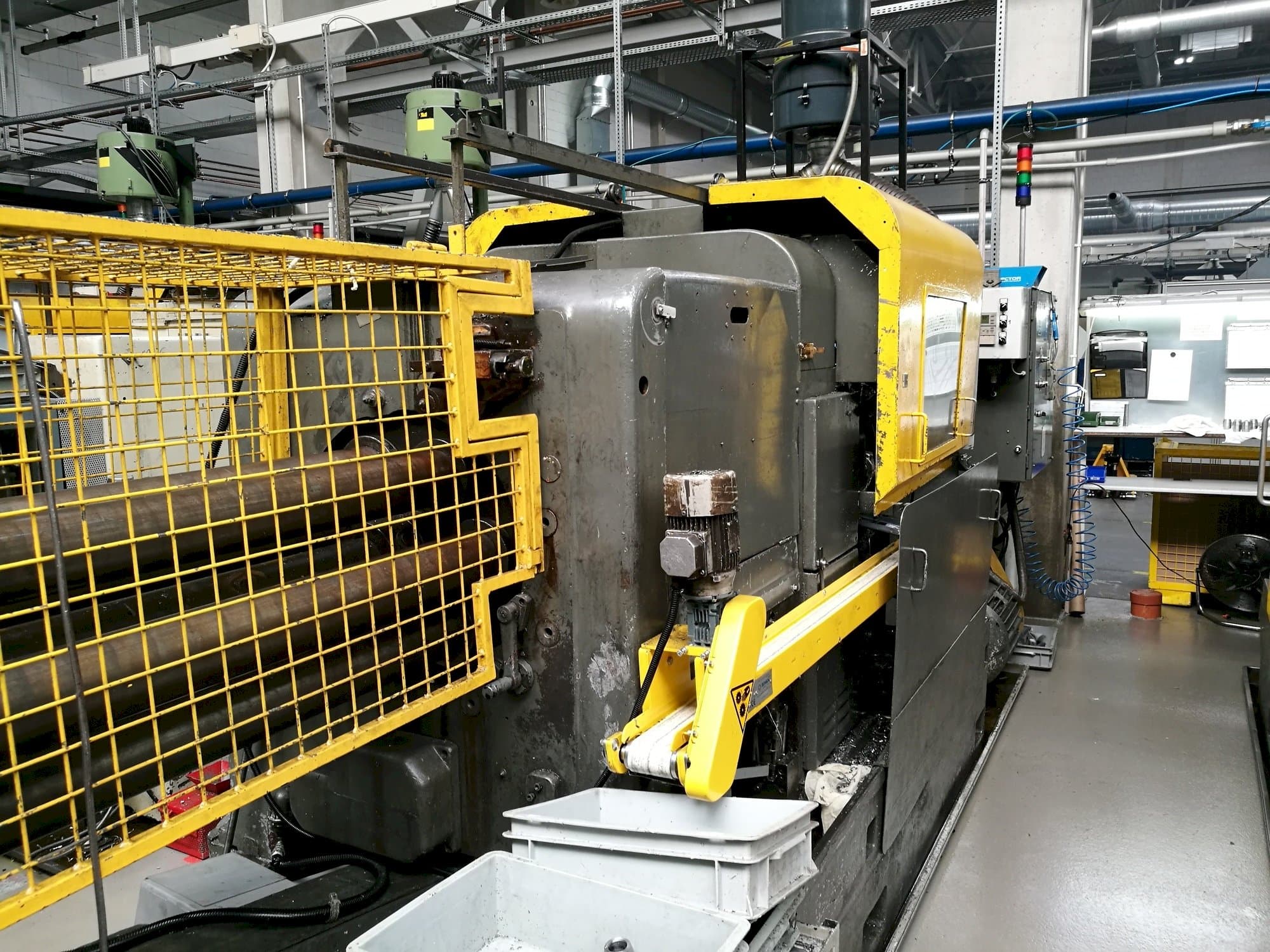 Makine  Wickman 2  1/4"-6 - Önden görünüm