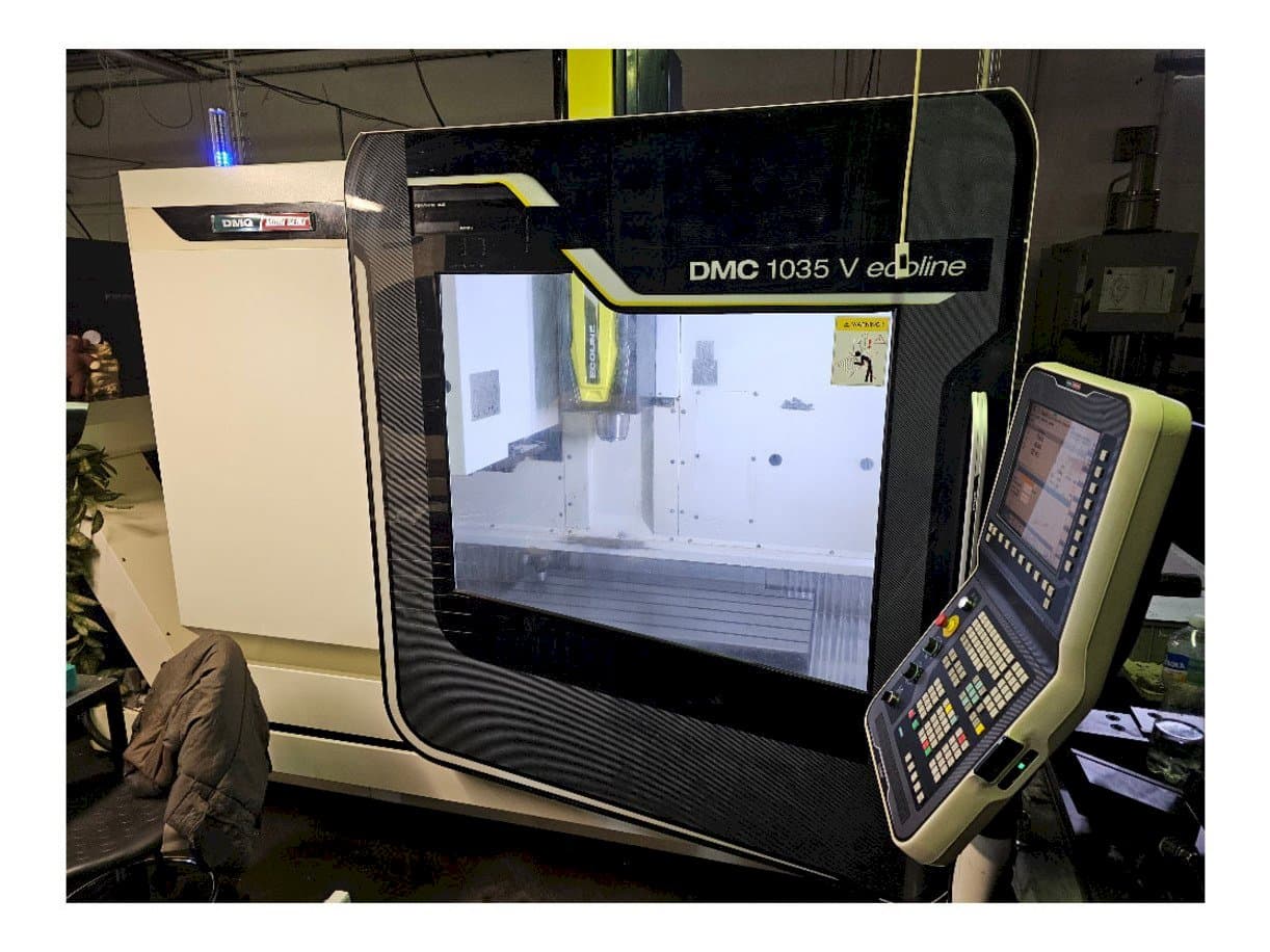 Makine  DMG DMC 1035 V ecoline - Önden görünüm