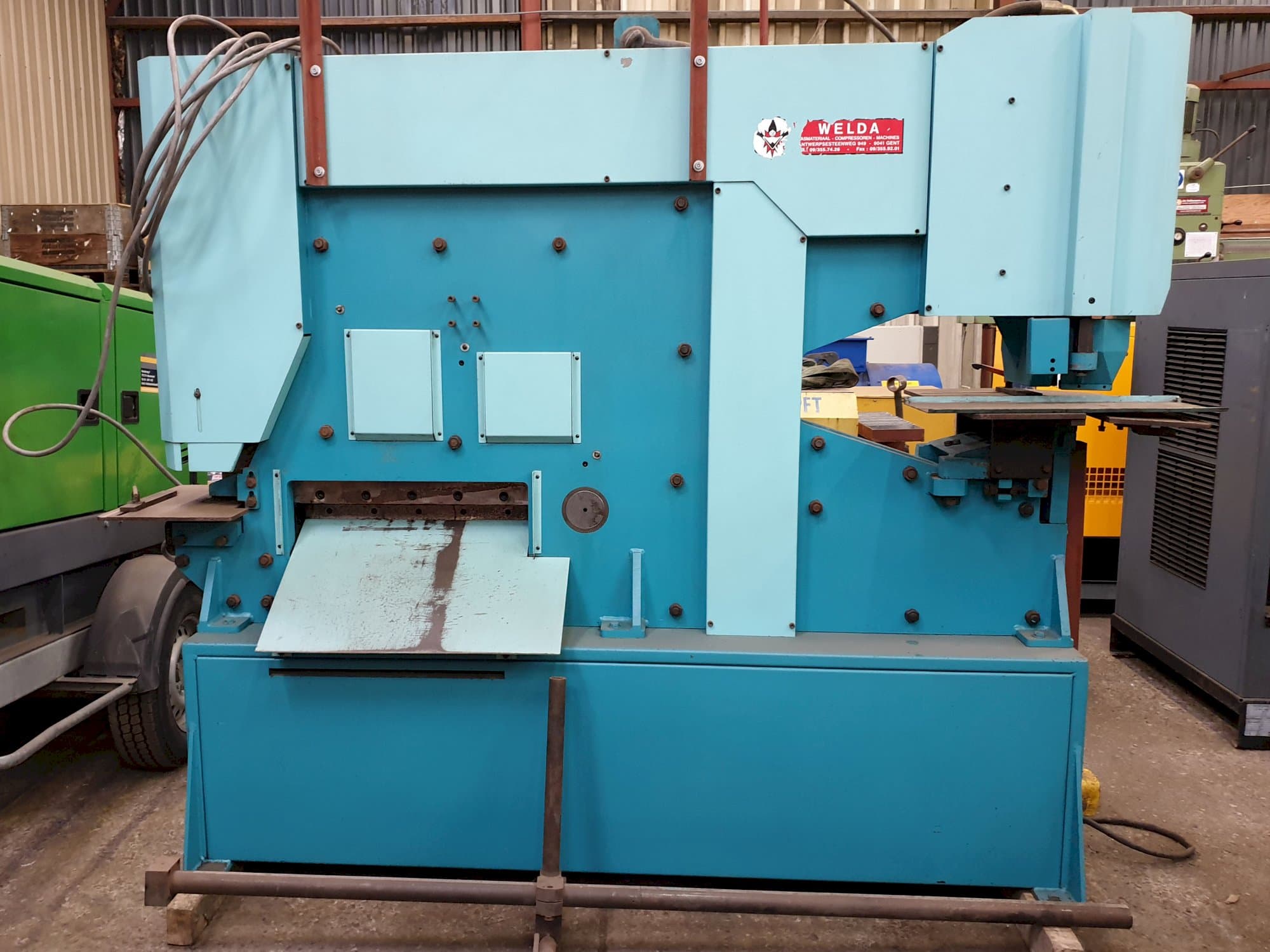 Makine  IMS - Önden görünüm HY 120