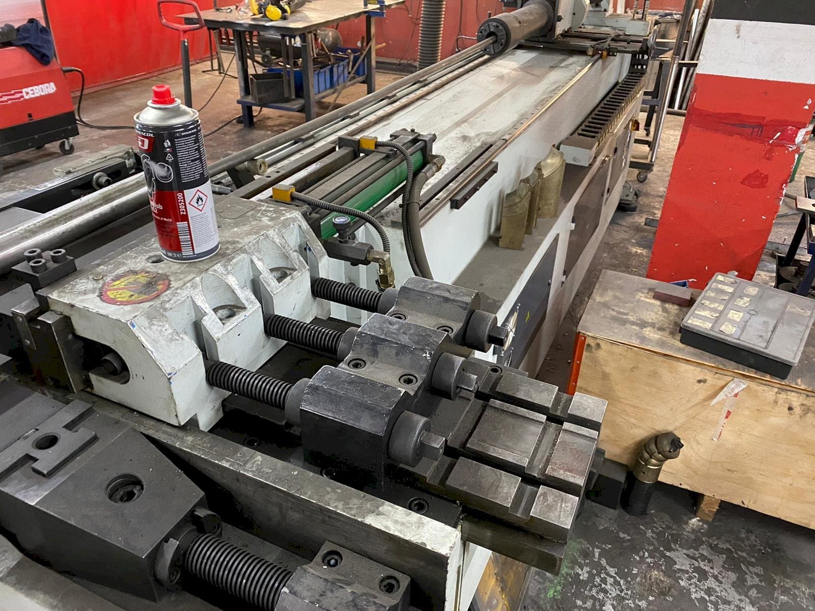 Makine  Segura Llunell SB-76-NCBL - Önden görünüm