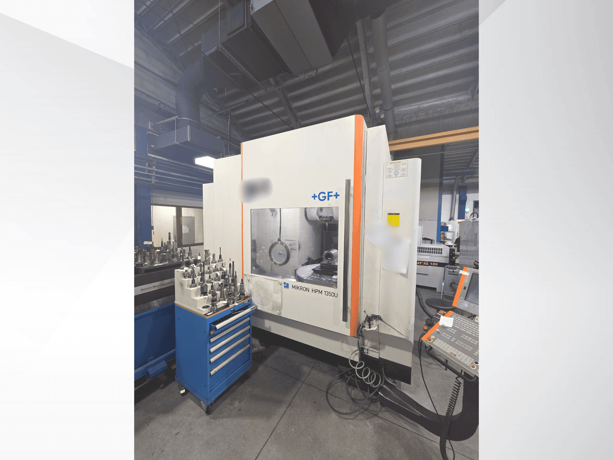 Makine  +GF+ MIKRON HPM 1350U - Önden görünüm