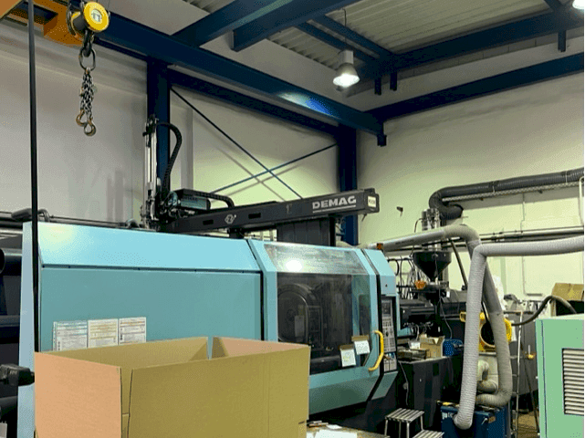 Makine  DEMAG 500/900-5200 - Önden görünüm