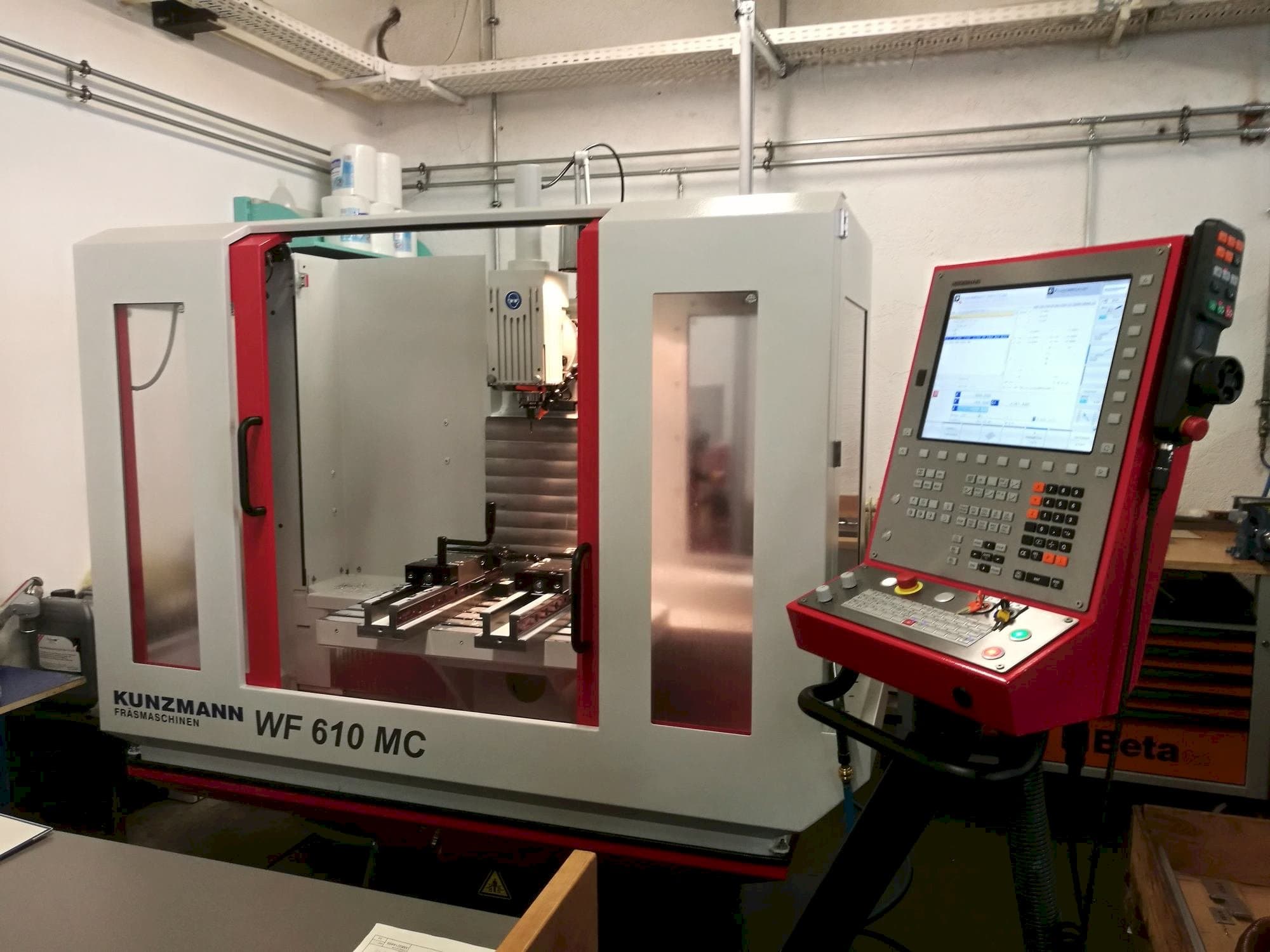 Makine  KUNZMANN WF 610 MC - Önden görünüm