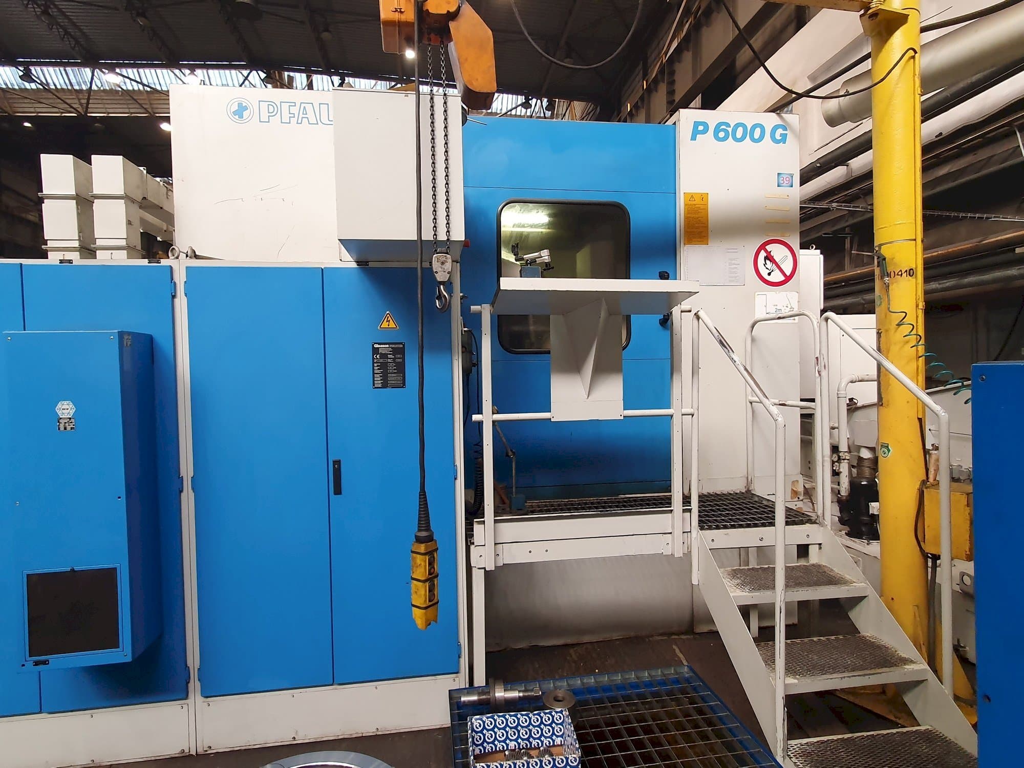 Makine  Gleason PFAUTER P 600G - Önden görünüm