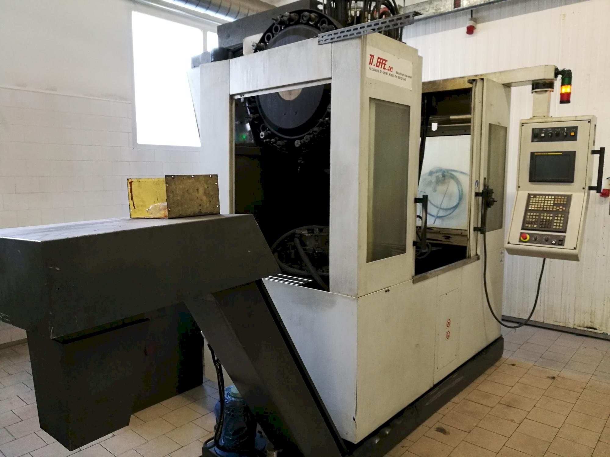 Makine  RMT Kompakt 8 - Önden görünüm