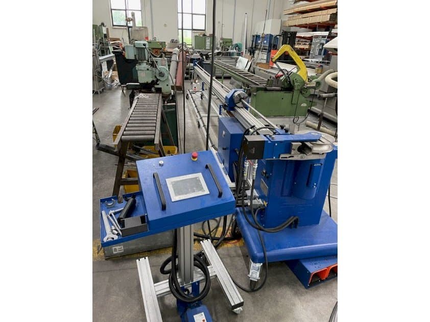 Makine  JUTEC 5060 - Önden görünüm