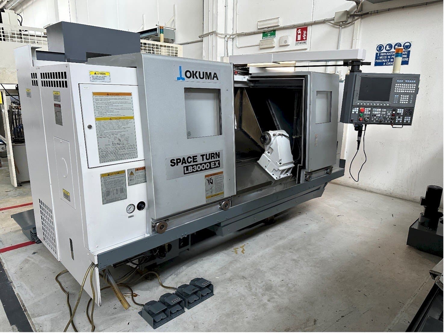 Makine  Okuma LB 3000 EX - Önden görünüm