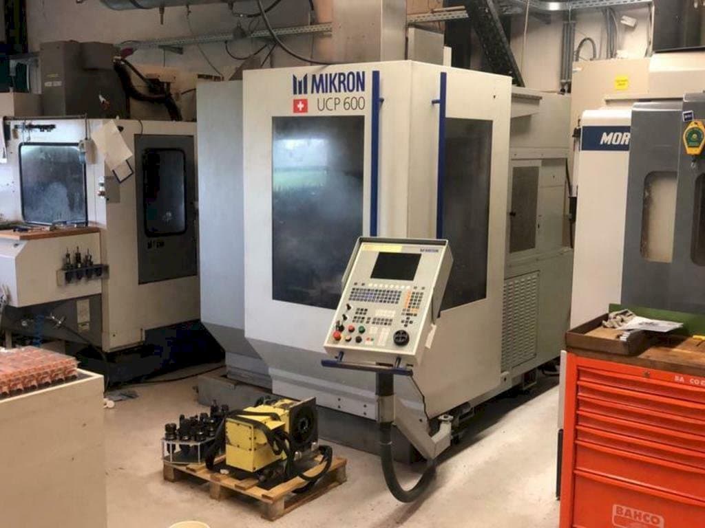 Makine  MIKRON UCP600 - Önden görünüm