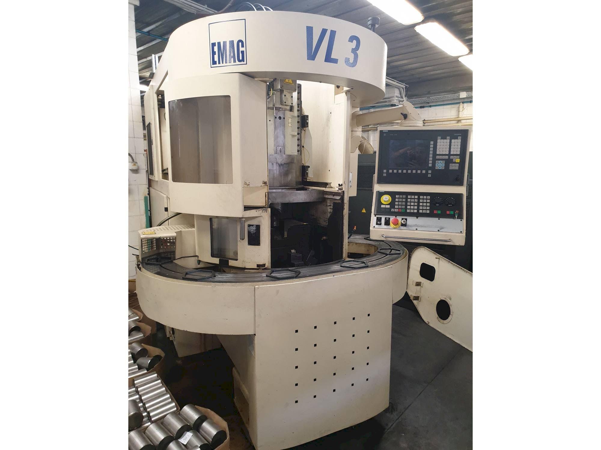 Makine  EMAG VL 3 - Önden görünüm