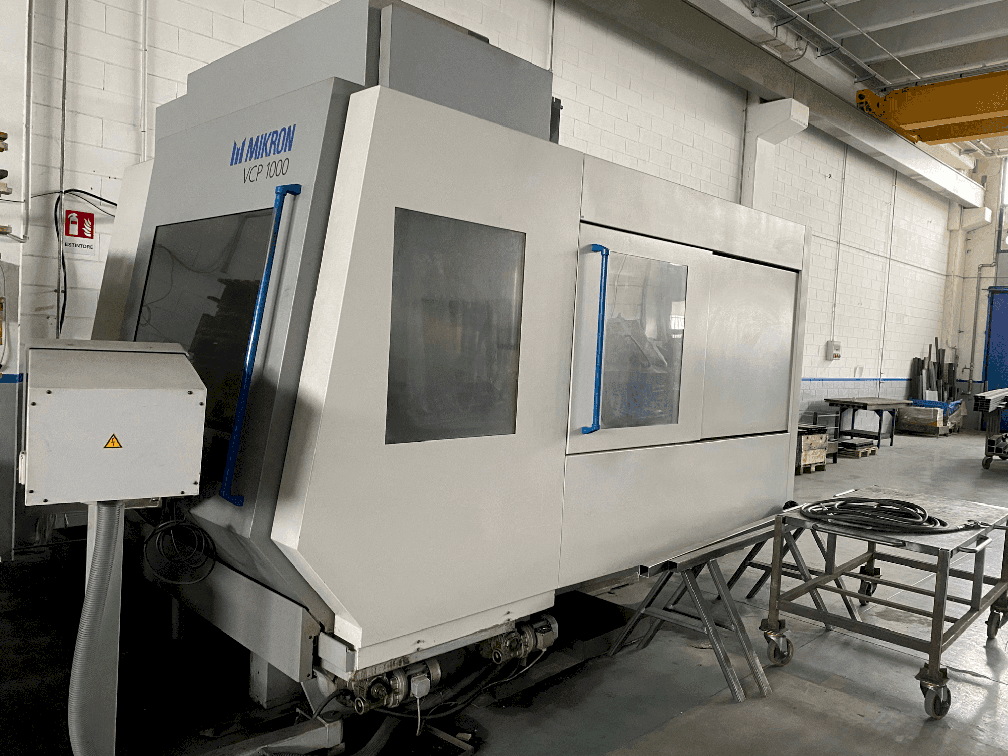 Makine  MIKRON VCP 1000 - Önden görünüm