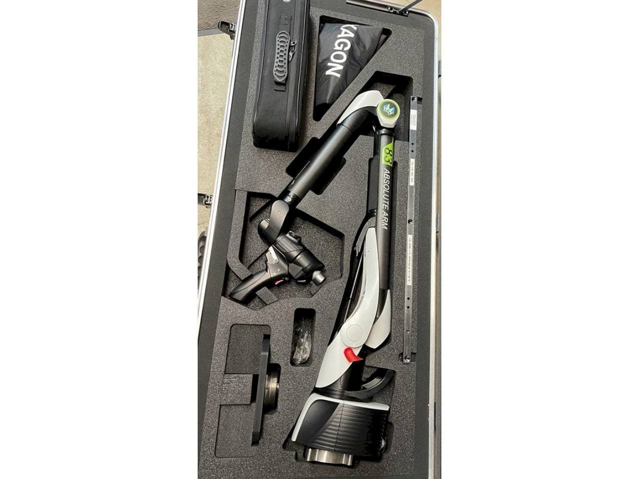 Makine  Hexagon RA8 V1 - Önden görünüm