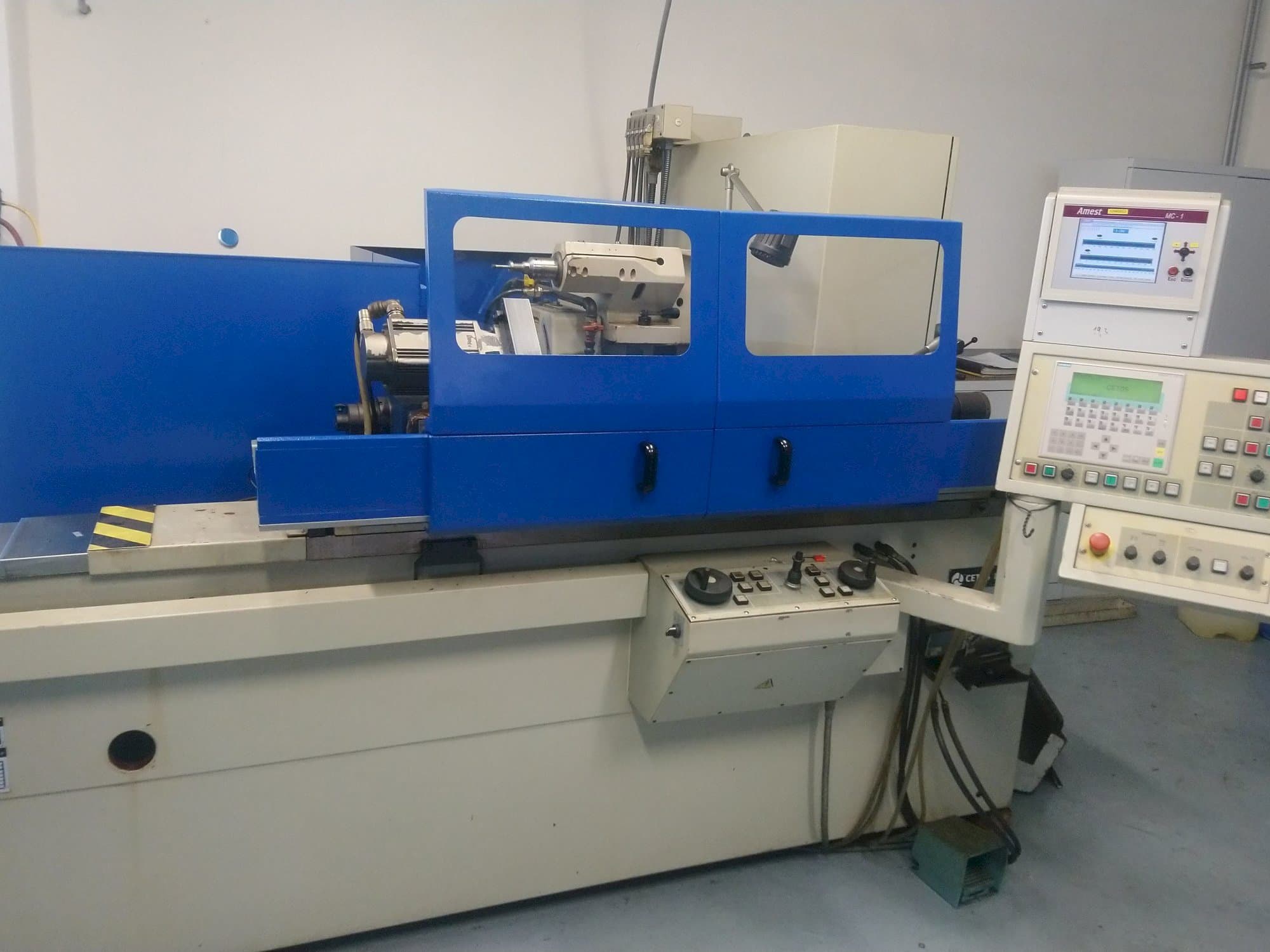 Makine  Cetos									 BUA 25A/750 - Önden görünüm