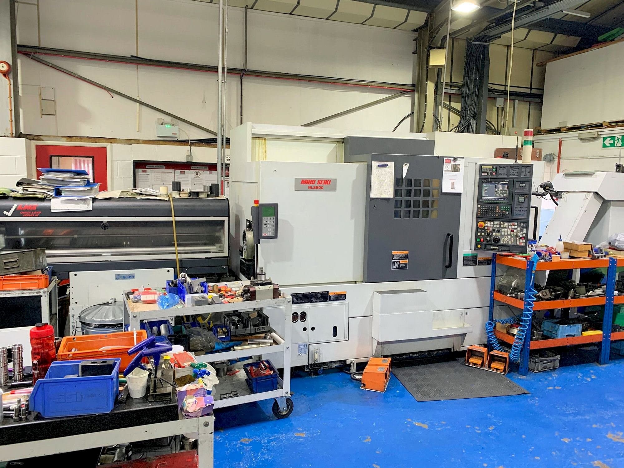 Makine  MORI SEIKI NL2500SY / 700 - Önden görünüm