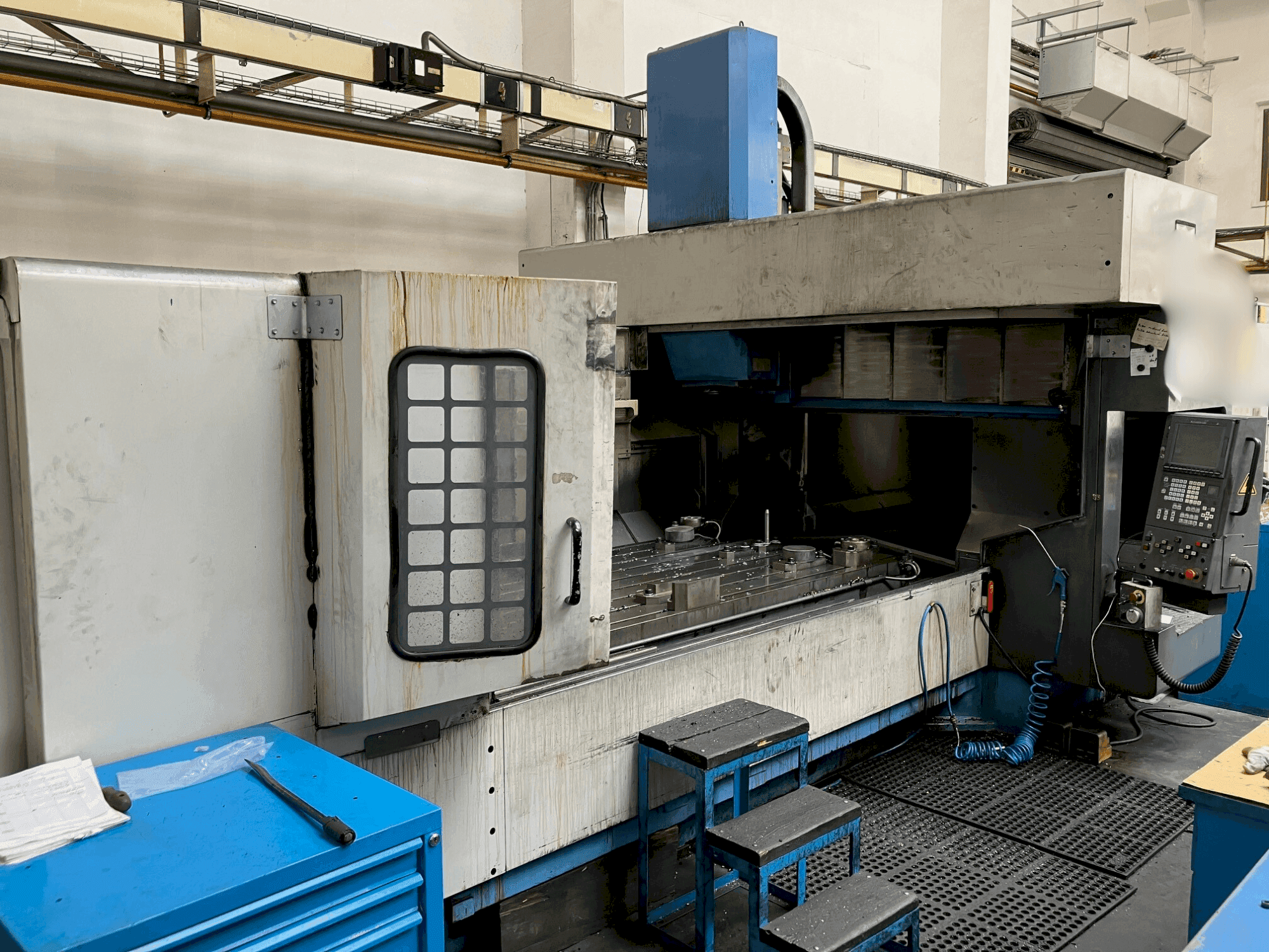 Makine  Mazak FJV 60/120 - Önden görünüm