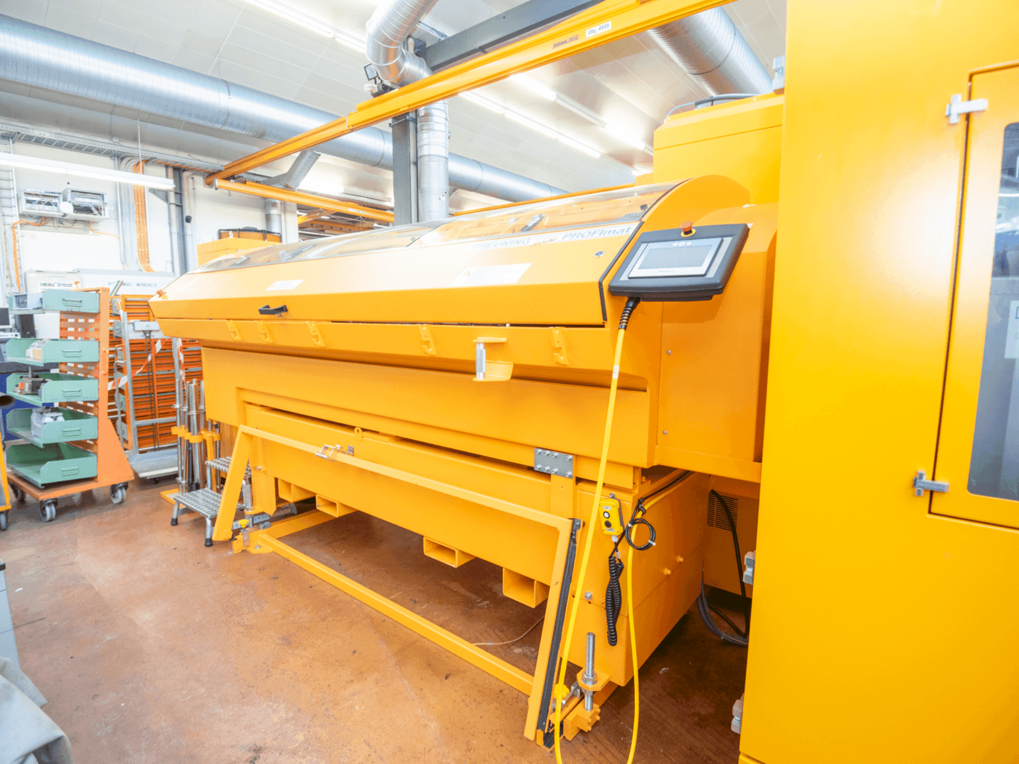 Makine  Index G220 - Önden görünüm