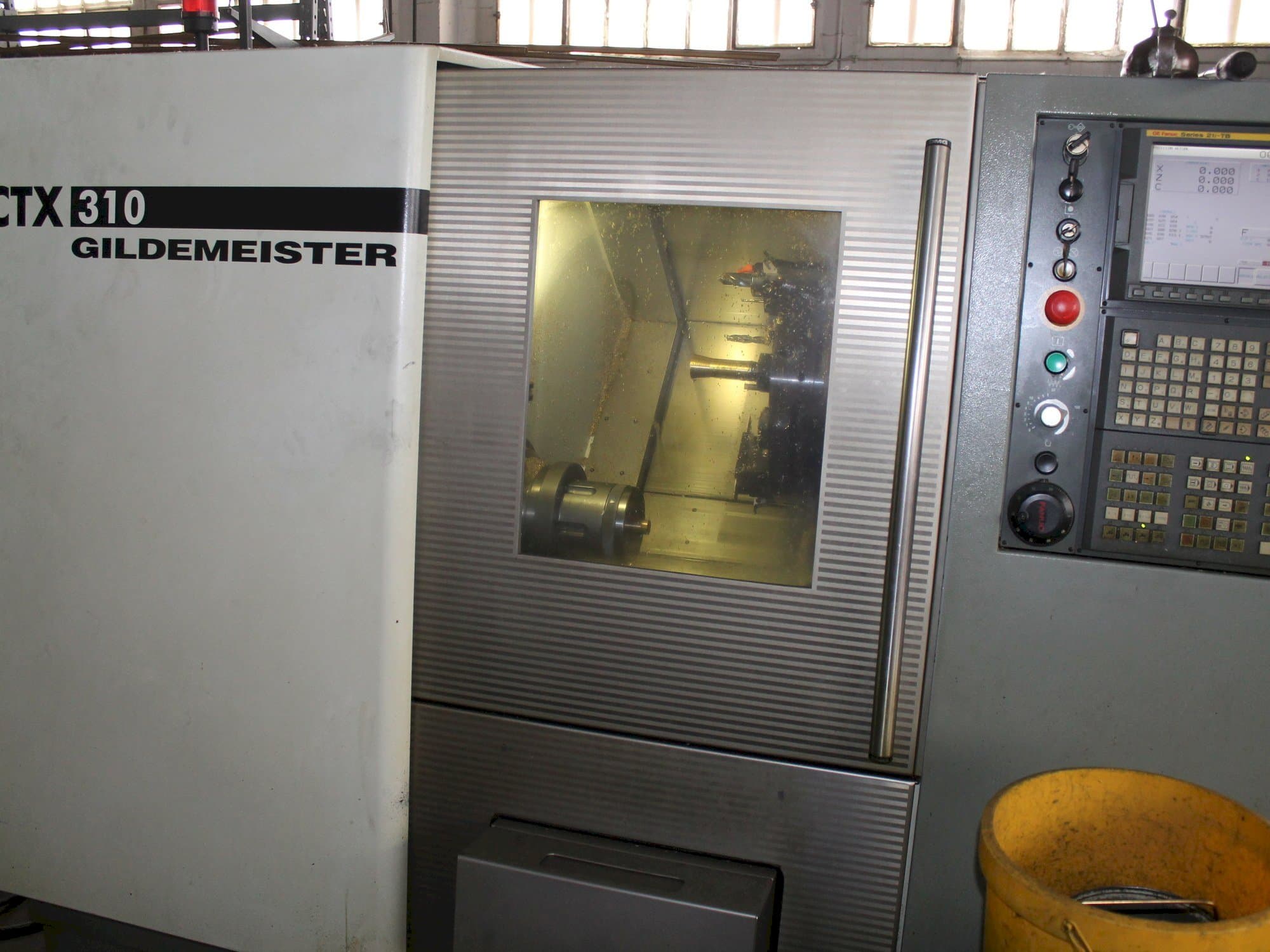 Makine  Gildemeister CTX - 310 - Önden görünüm