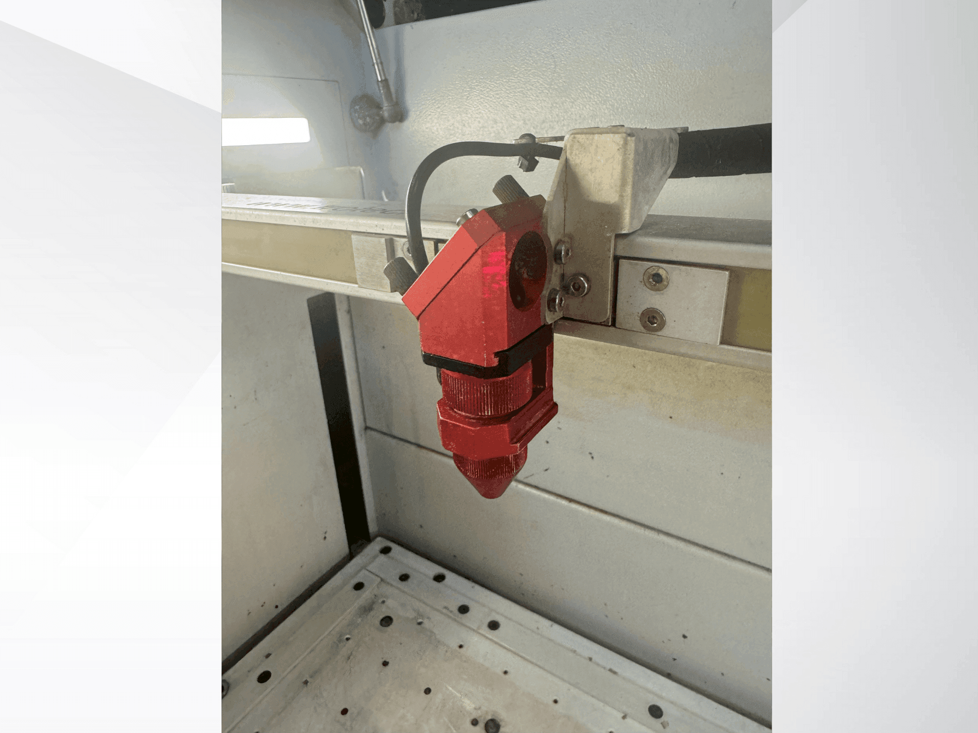 Makine  Trotec Speedy 360 - Önden görünüm