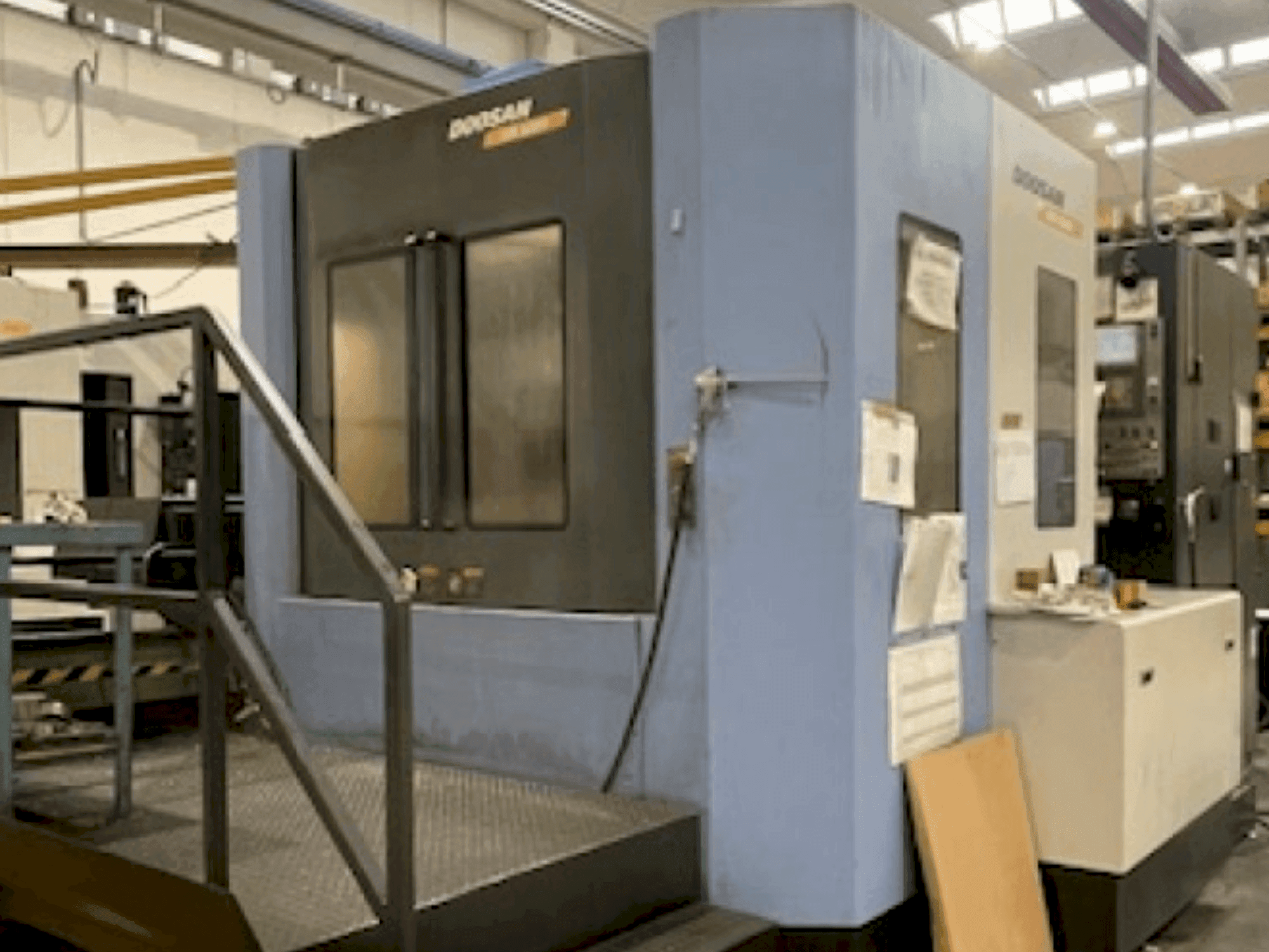 Makine  DOOSAN HM 6300 (2009) - Önden görünüm