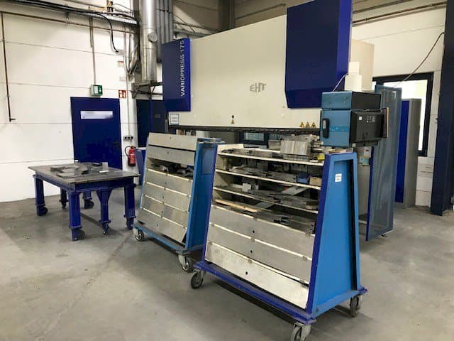 Makine  EHT VARIOPRESS 175-4050 - Önden görünüm