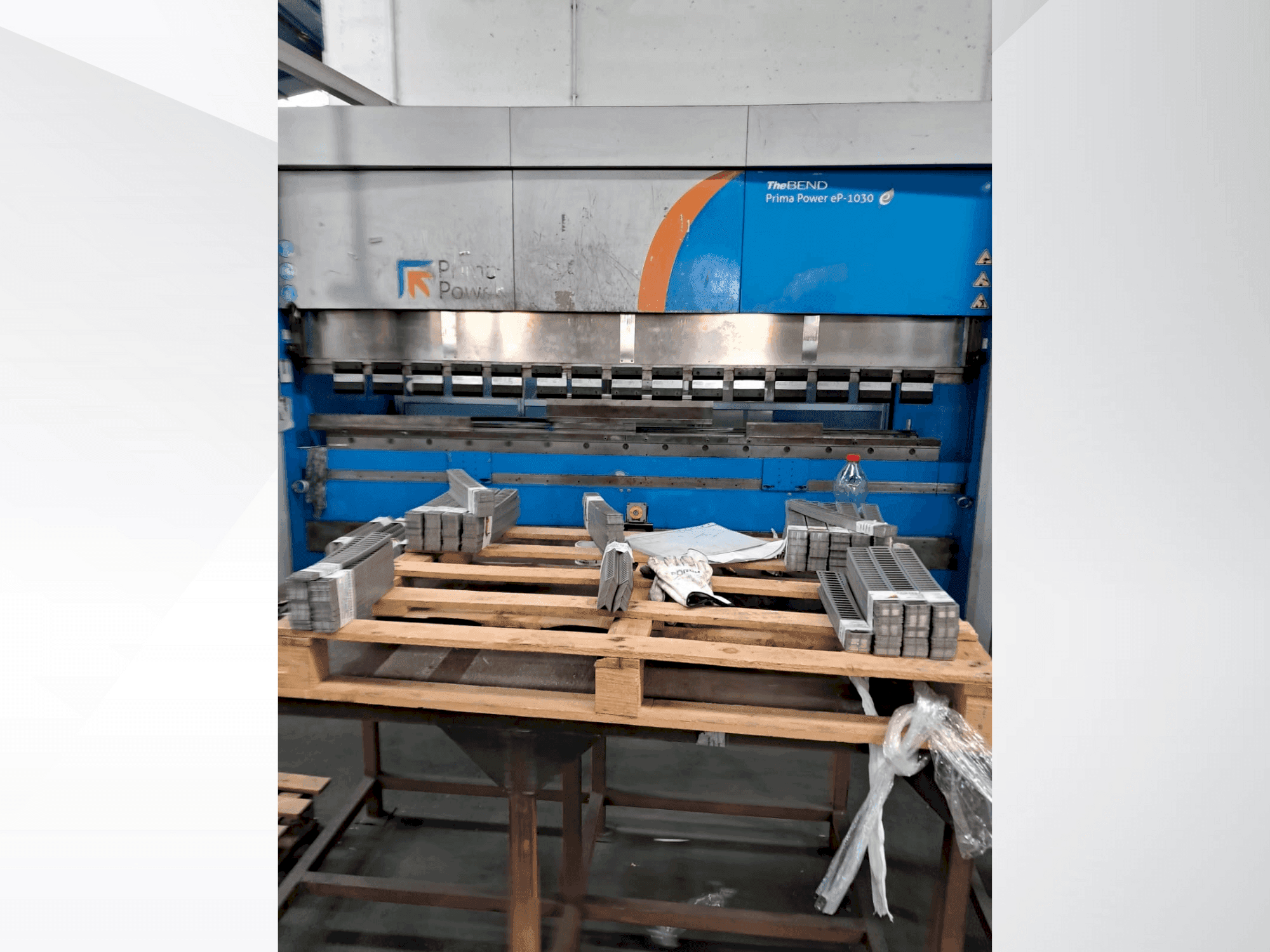 Makine  Prima Power eP-1030 - Önden görünüm