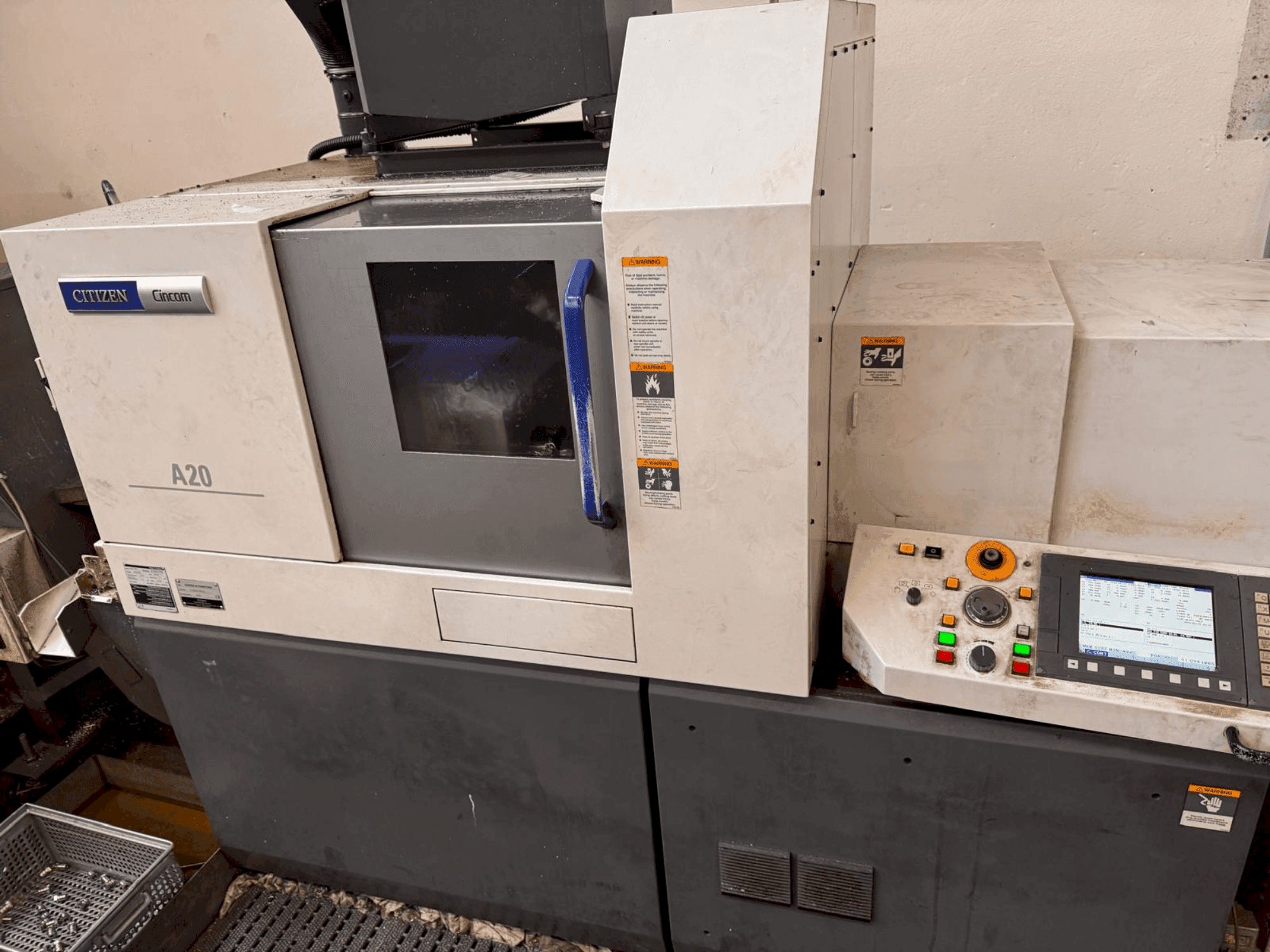 Makine  Citizen A20 - Önden görünüm