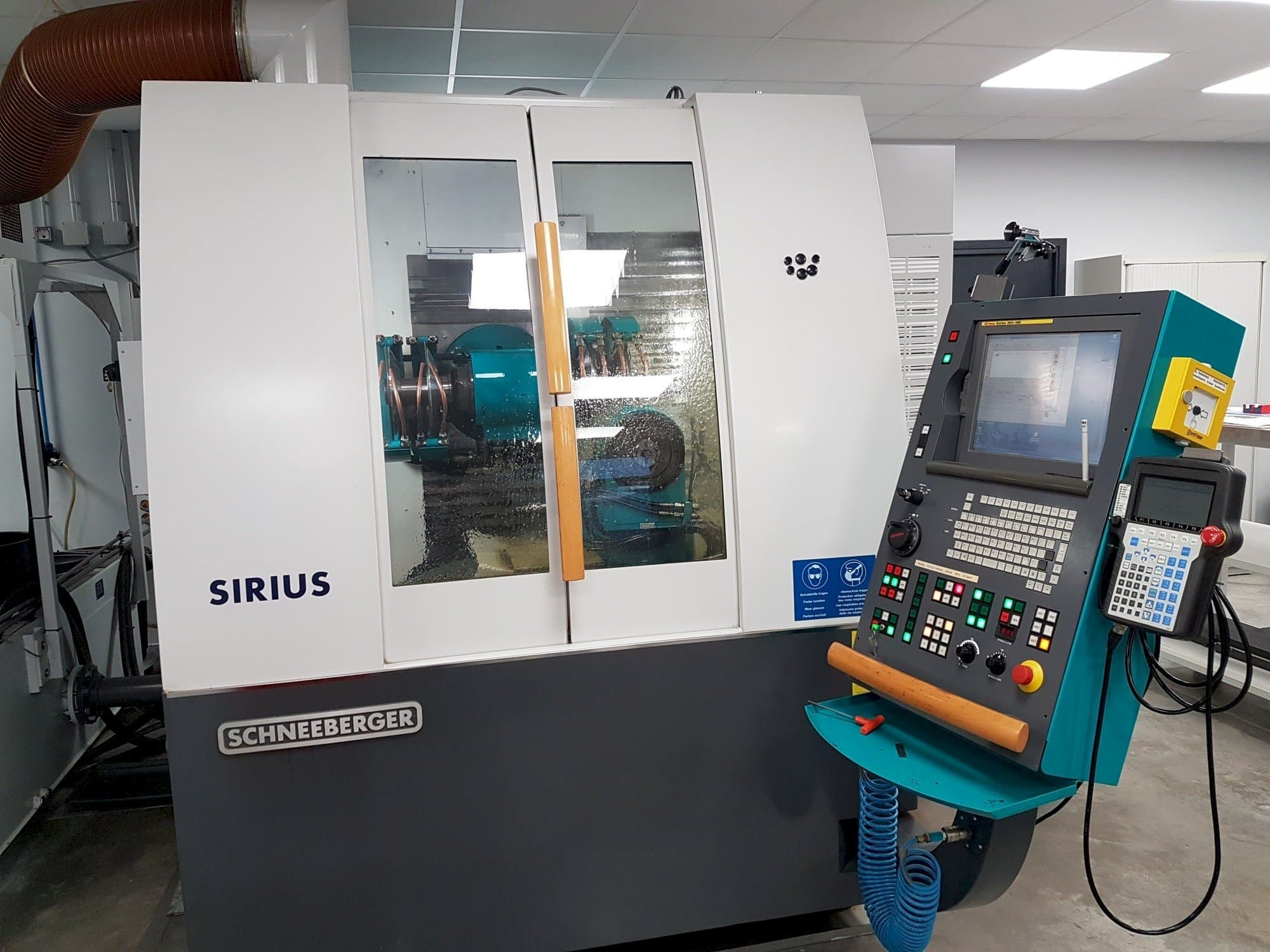 Makine  Schneeberger Sirius HPM - Önden görünüm