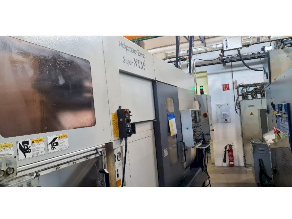 Makine  NAKAMURA Super NTM³ - Önden görünüm