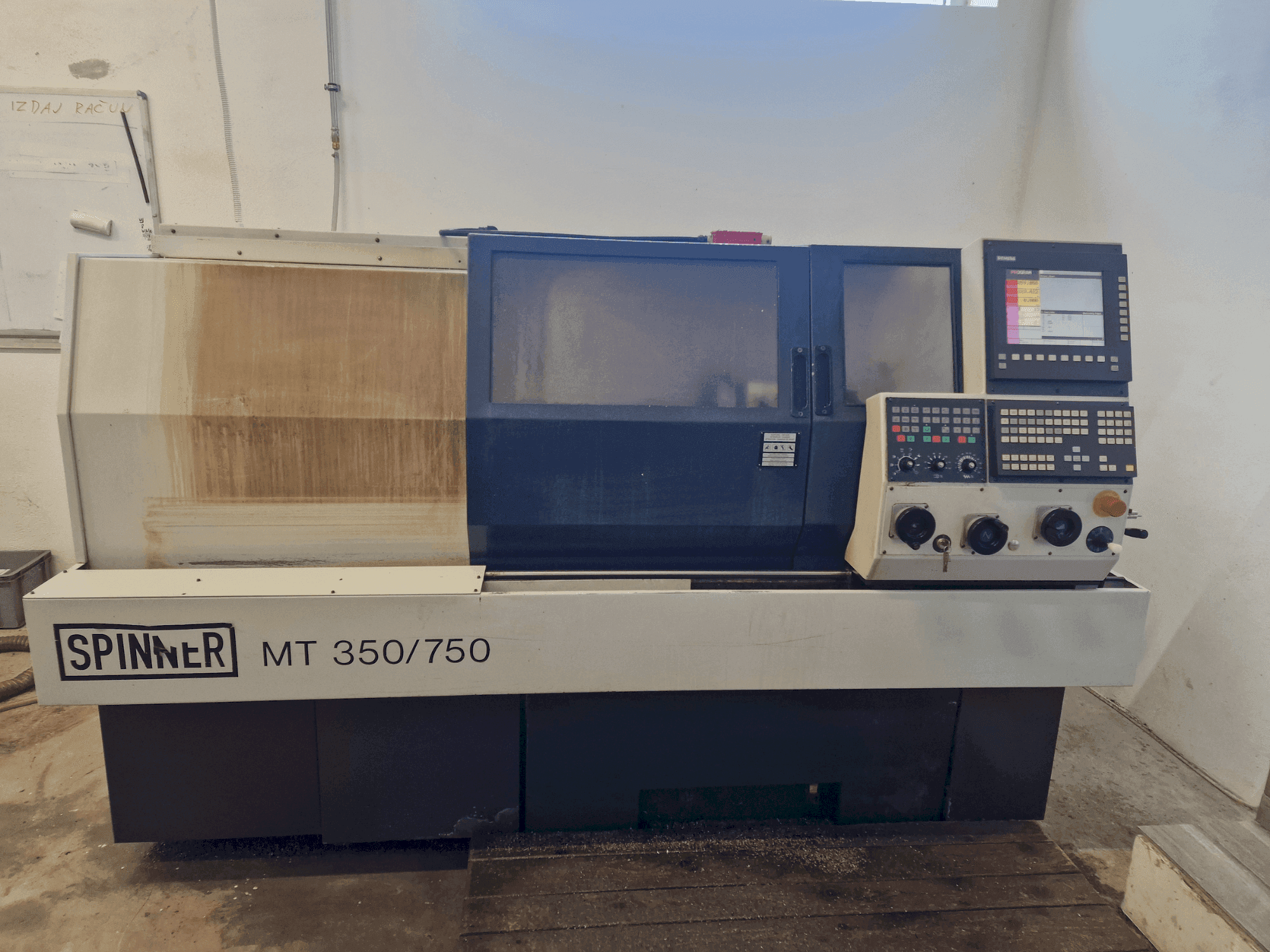 Makine  SPINNER MT 350/750 - Önden görünüm