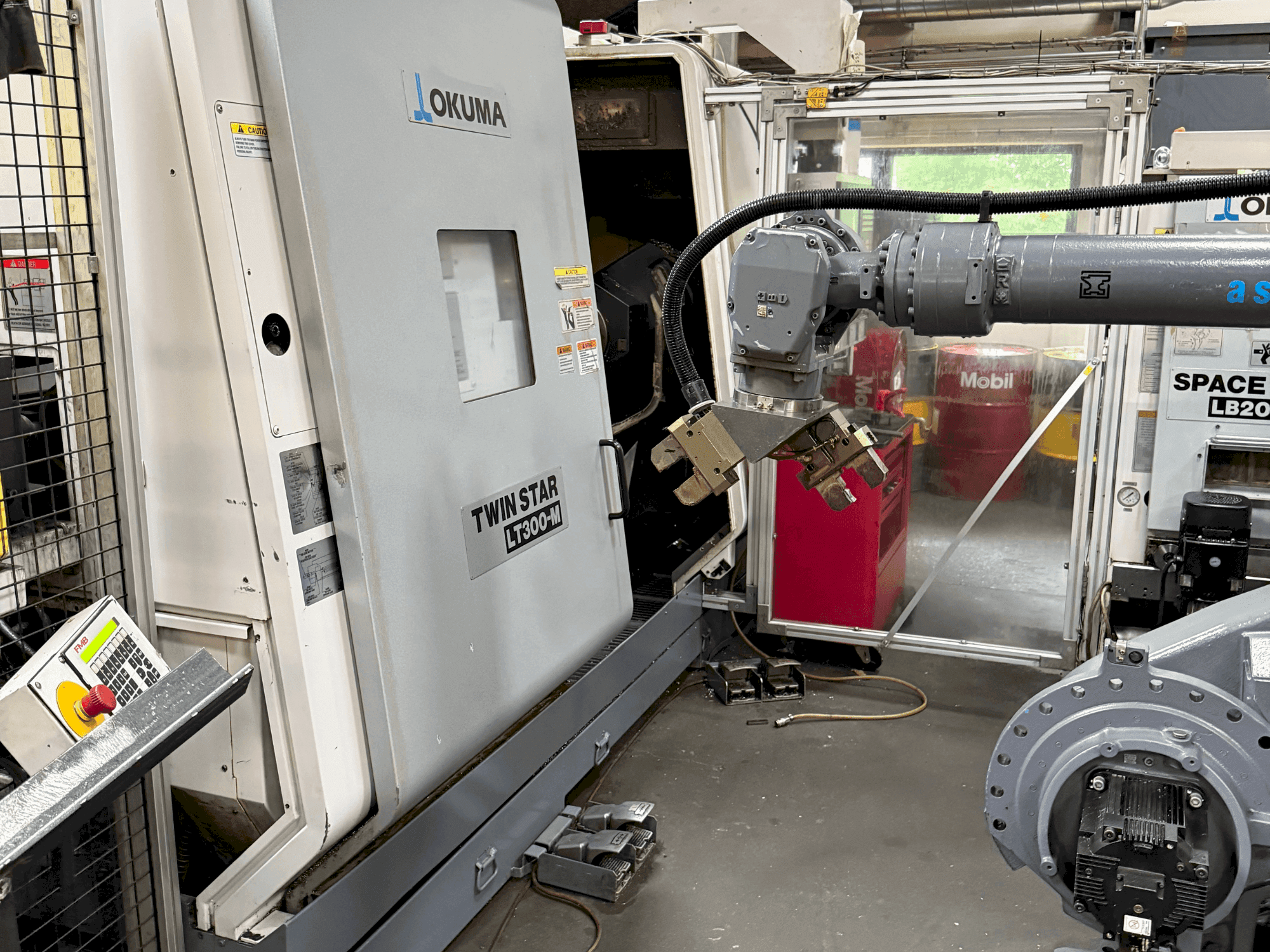 Makine  Okuma Twinstar LT300-M - Önden görünüm