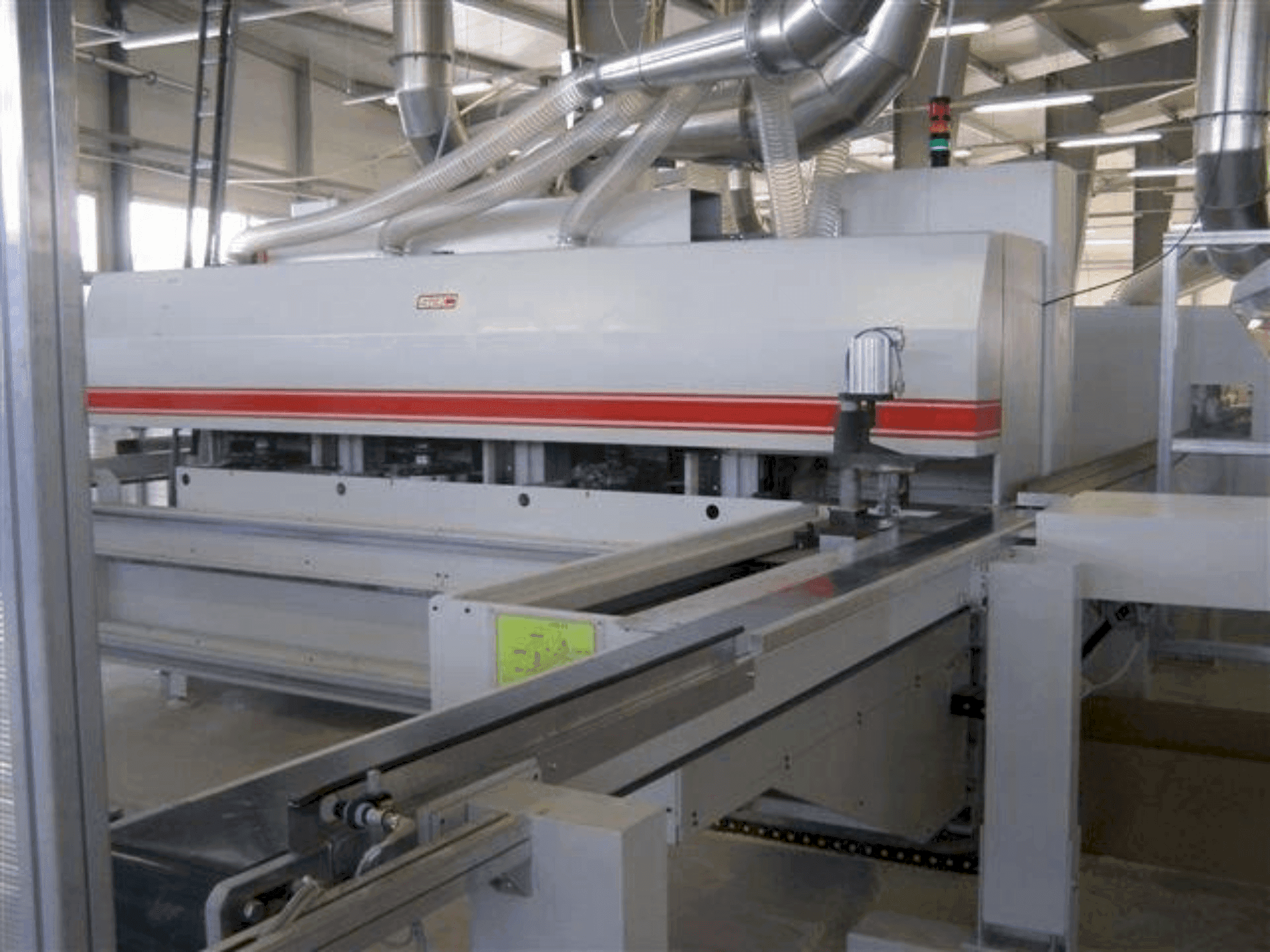 Makine  SAC F300 - Önden görünüm