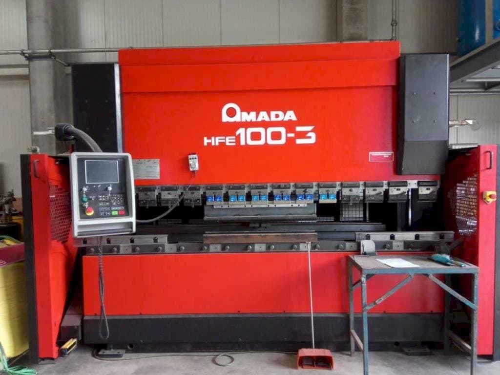 Makine  AMADA HFE 100-3 - Önden görünüm