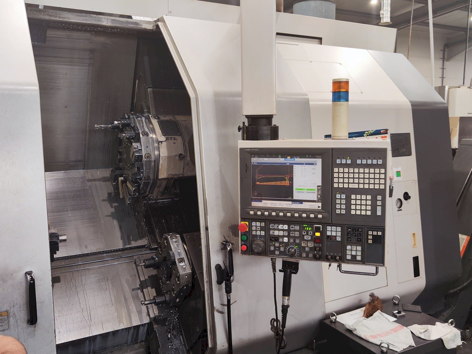 Makine  Okuma LU 300 MY - Önden görünüm