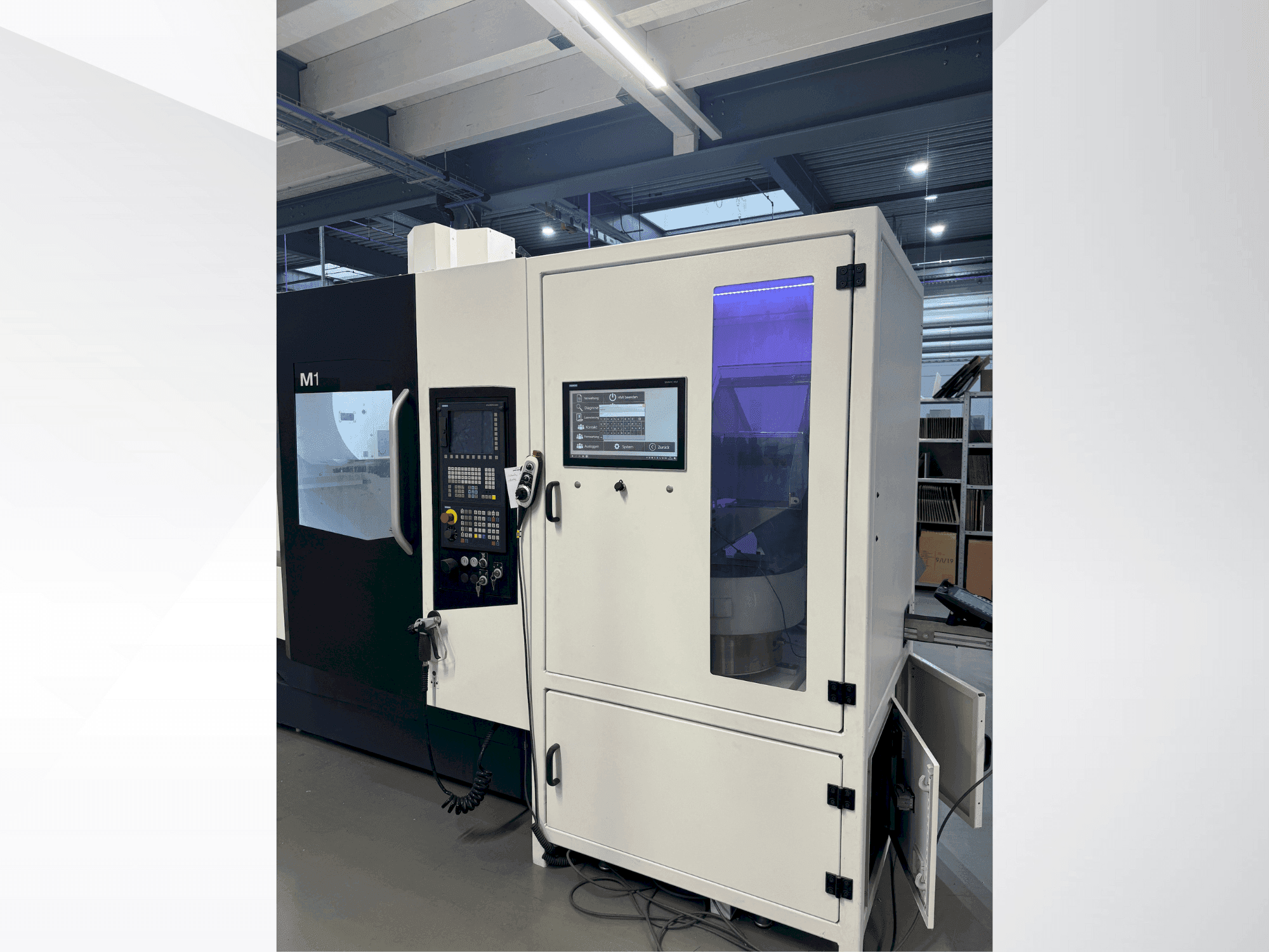 Makine  DMG M1 - Önden görünüm