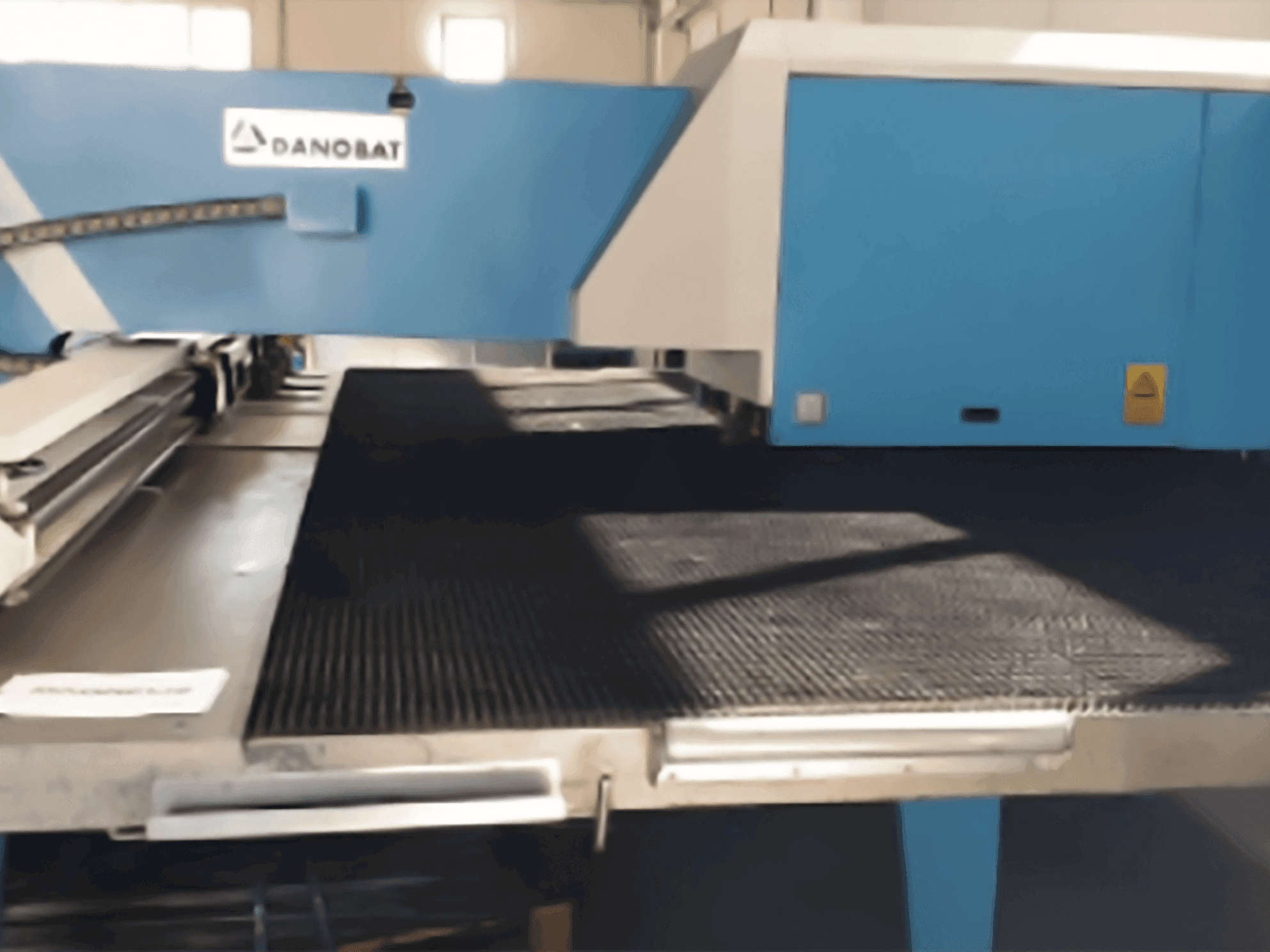 Makine  DANOBAT PGA-1 - Önden görünüm