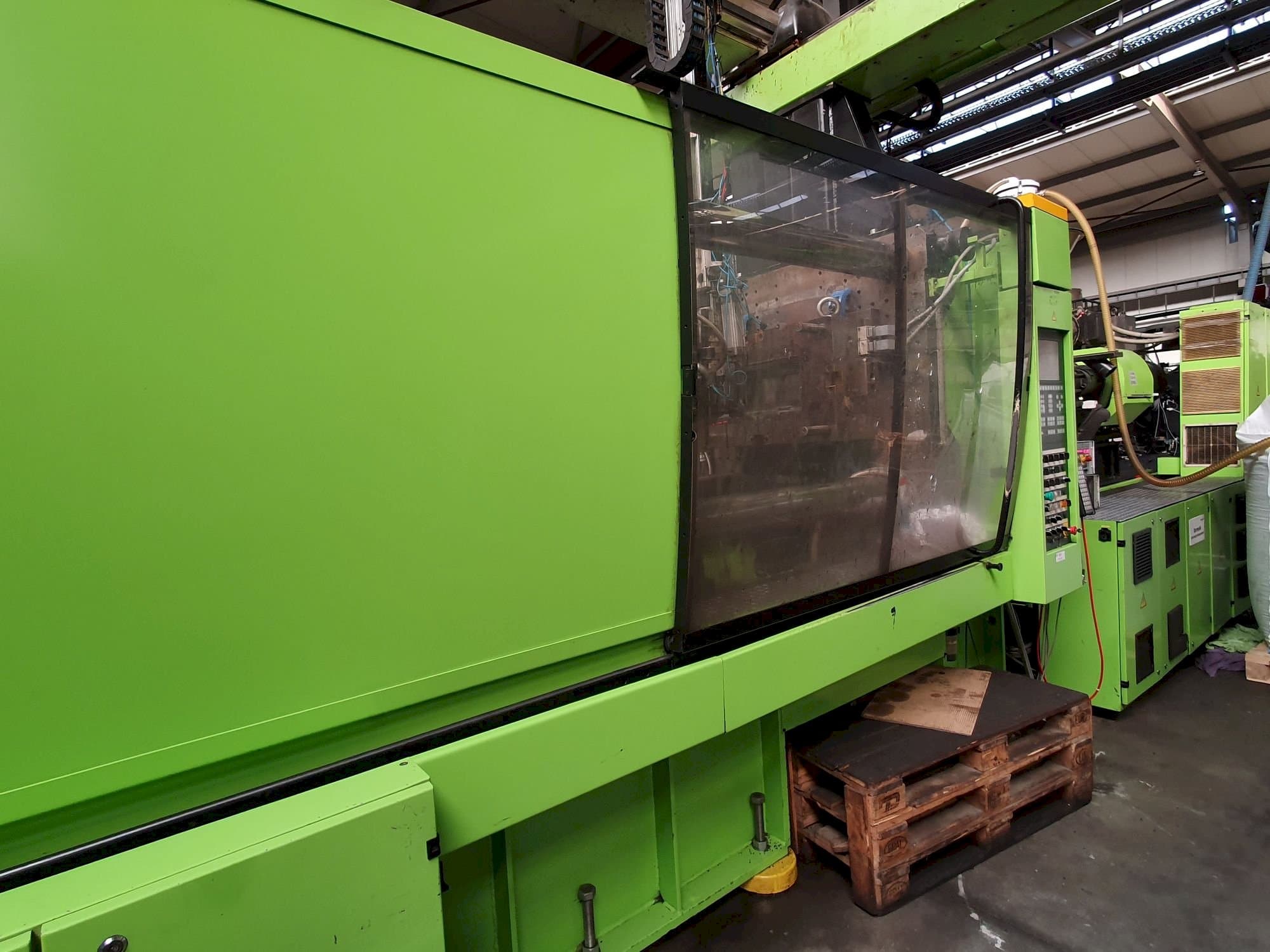 Makine  ENGEL ES 4550/550 KSL - Önden görünüm