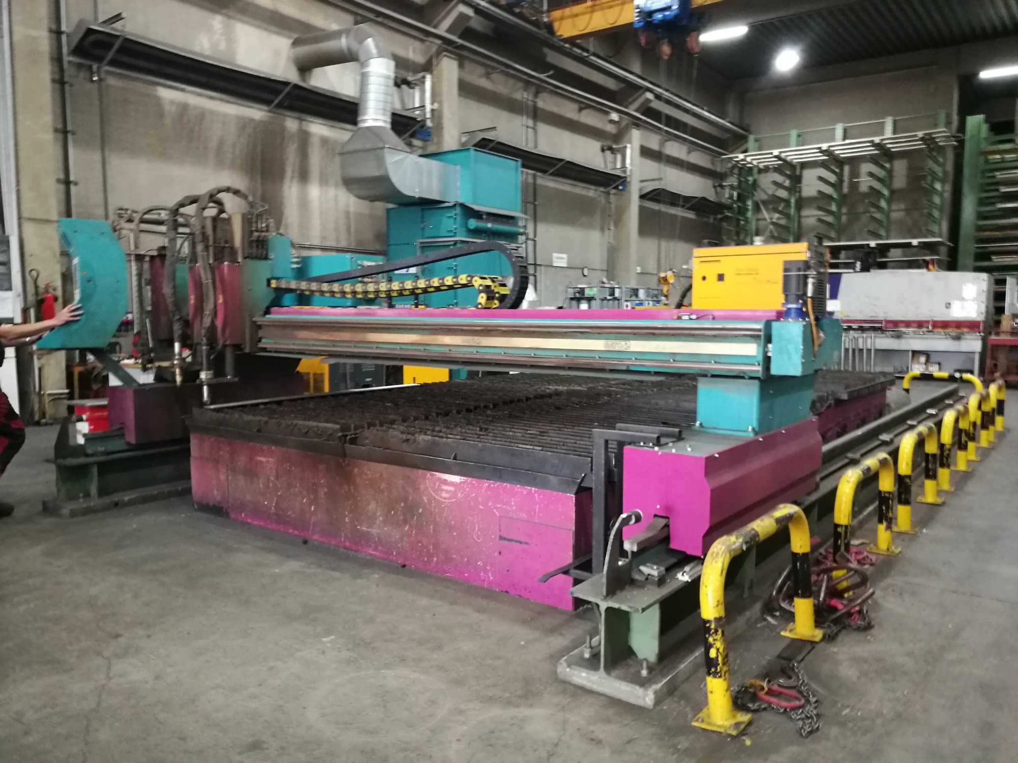 Makine  SATO - Sağdan görünüm SATRONIK LS3500