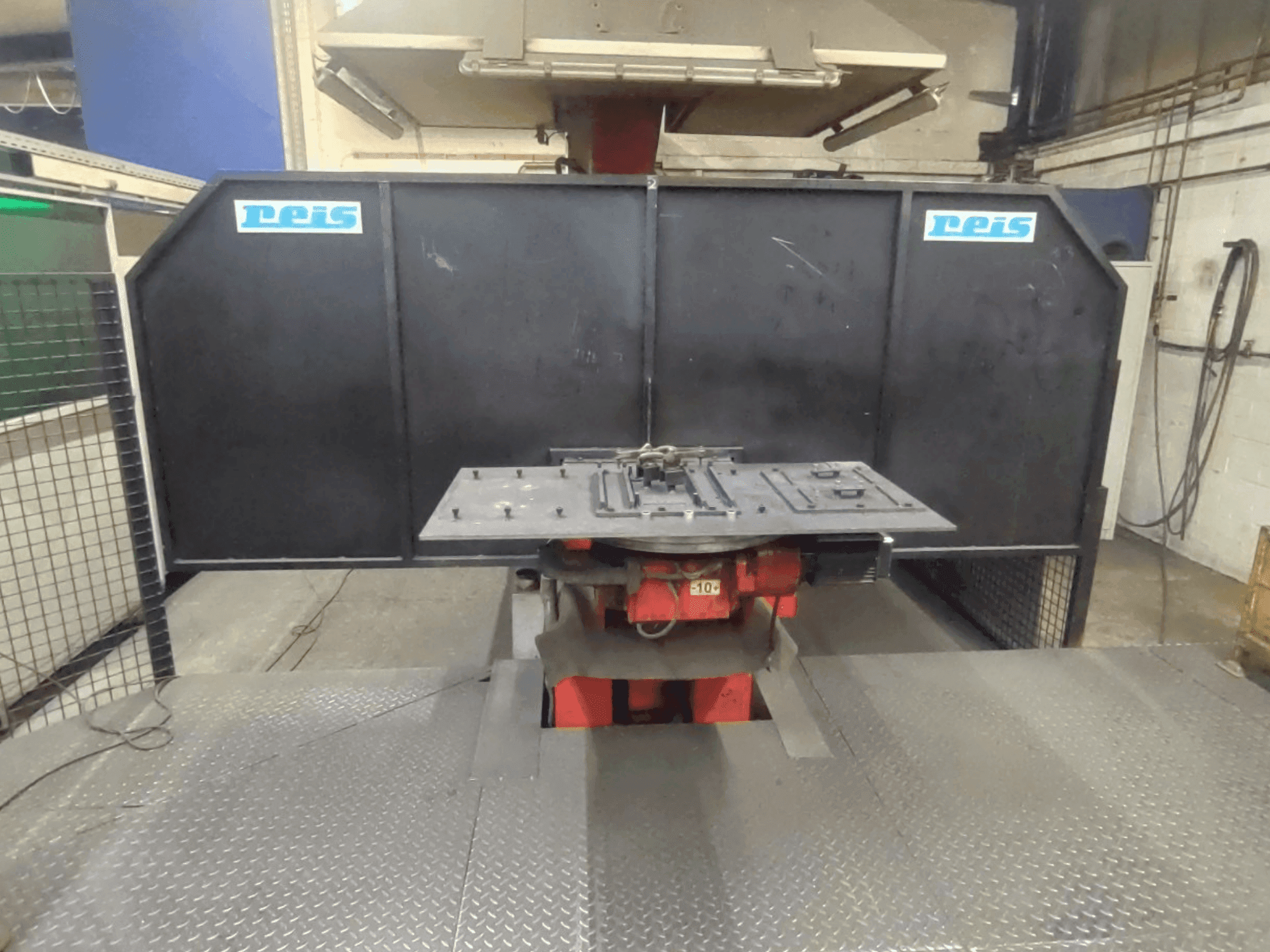 Makine  Reis Robotics Robot System - RDT 40 / SRV 6 / RDT 40 - Önden görünüm