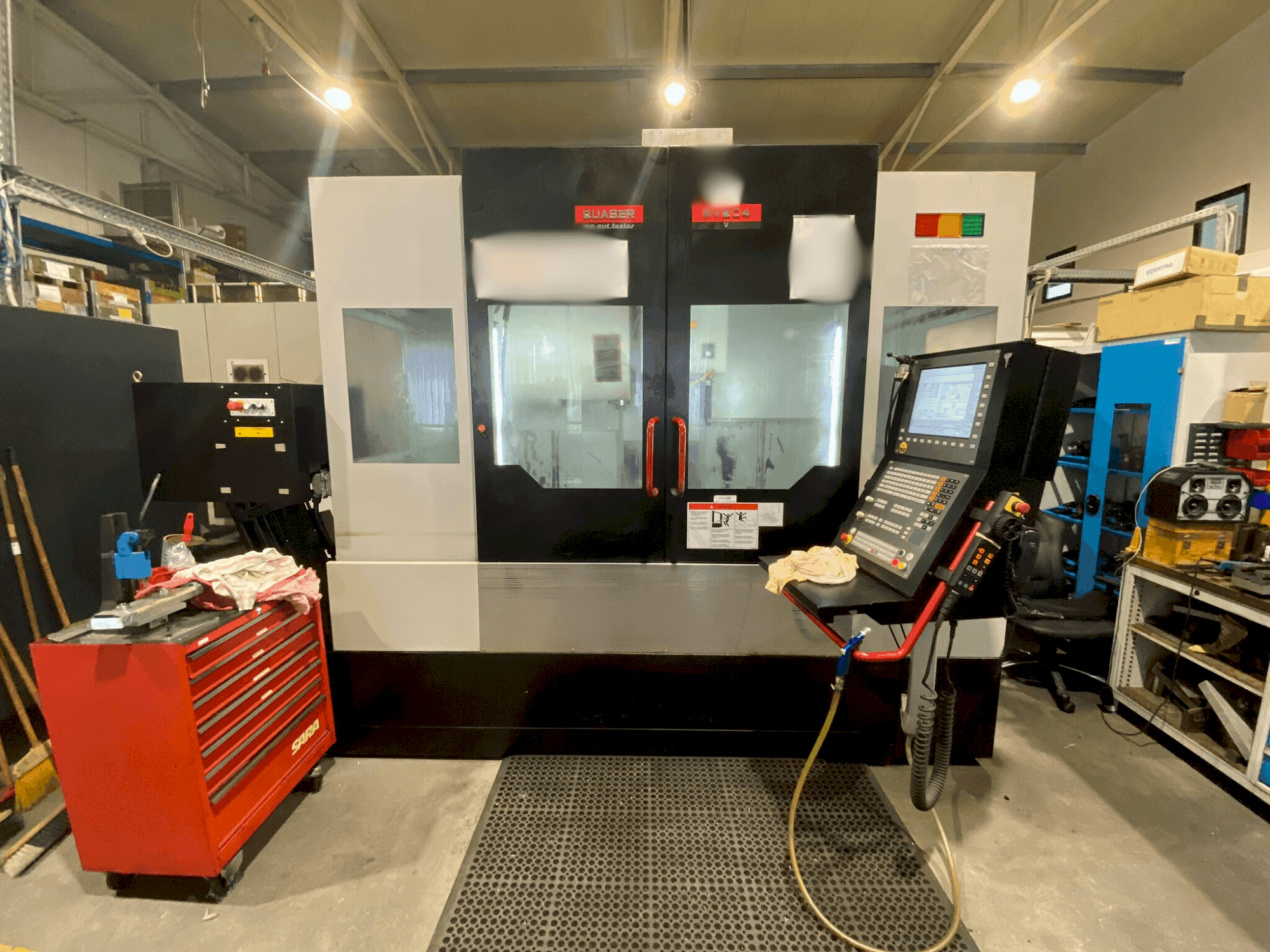 Makine  Quaser MV204 - Önden görünüm