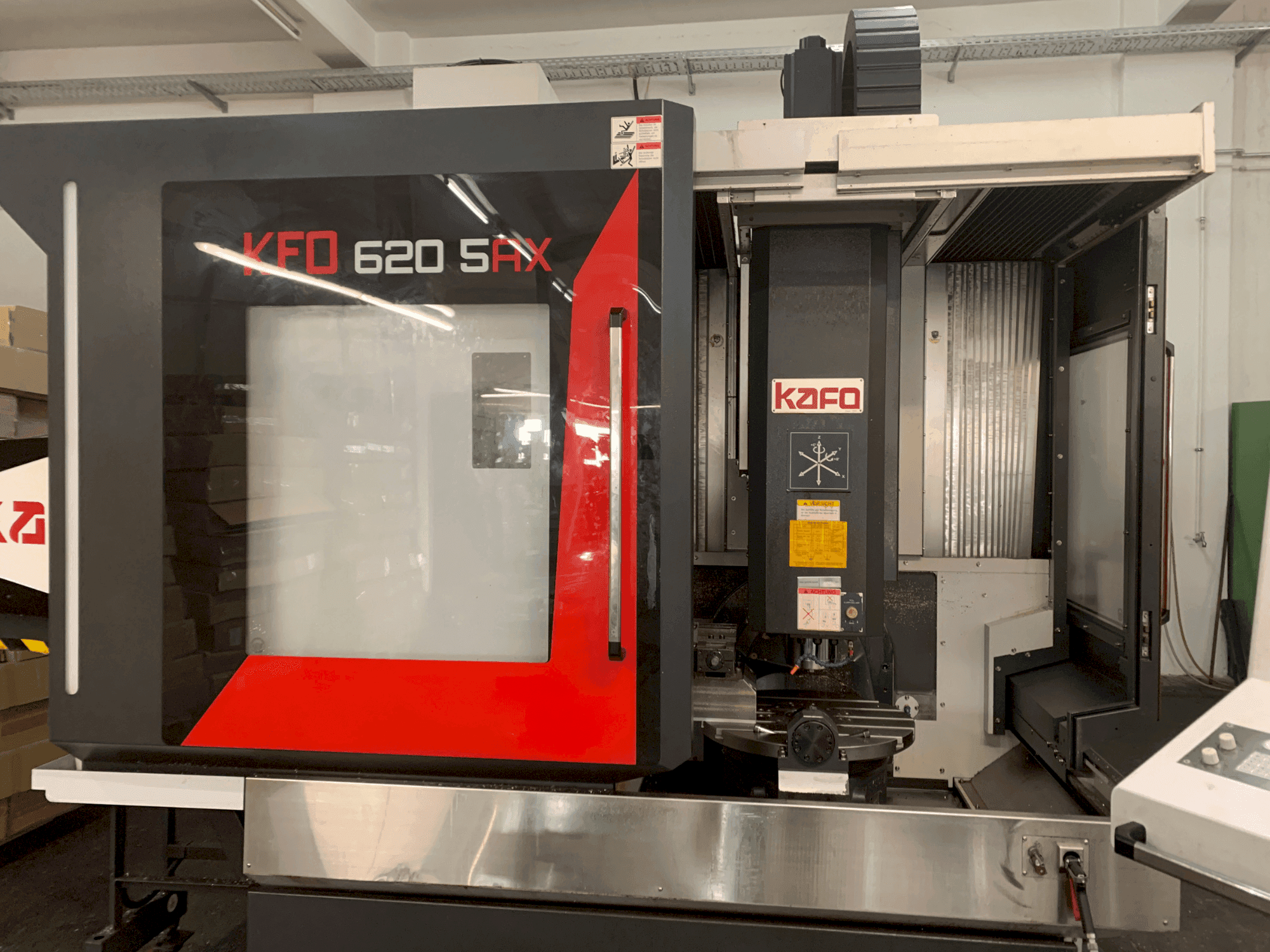 Makine  KAFO KFO 620 5AX - Önden görünüm