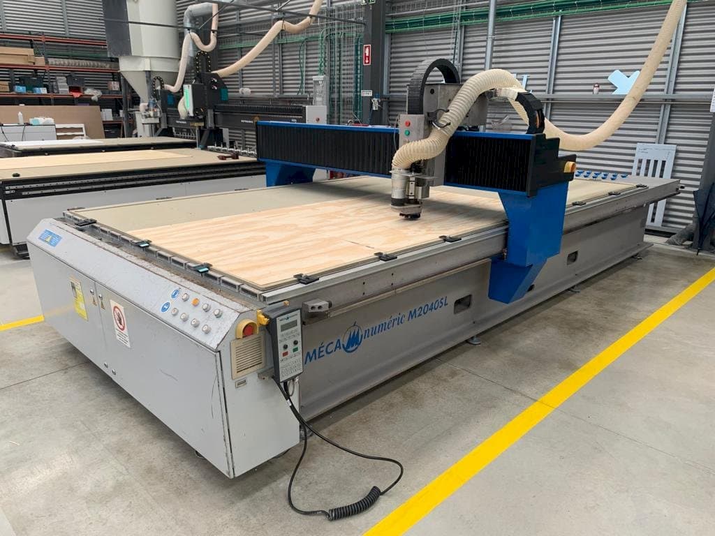 Makine  MECANUMERIC M2040 - Önden görünüm