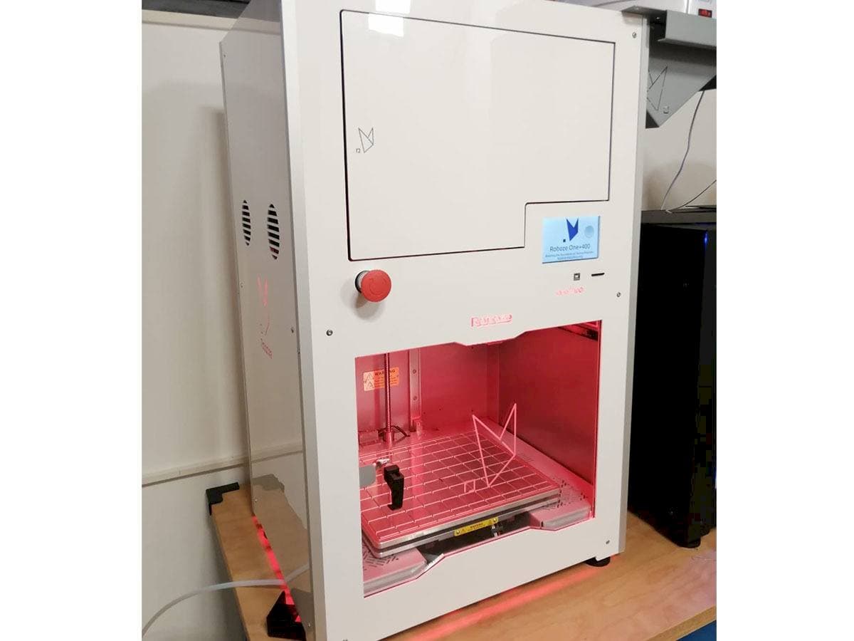 Makine  Roboze One Plus 400 - Önden görünüm