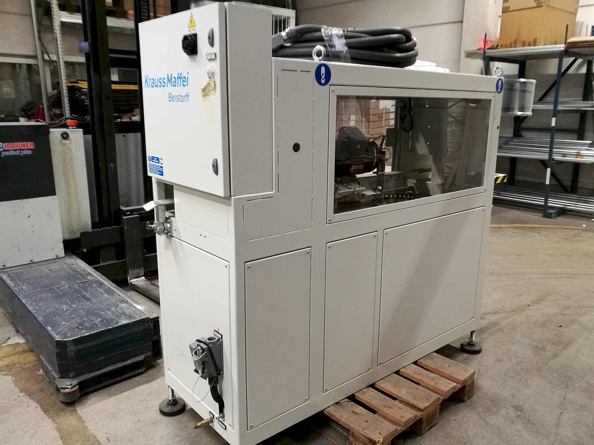 Makine  Krauss Maffei - Sol görünüm TL 63