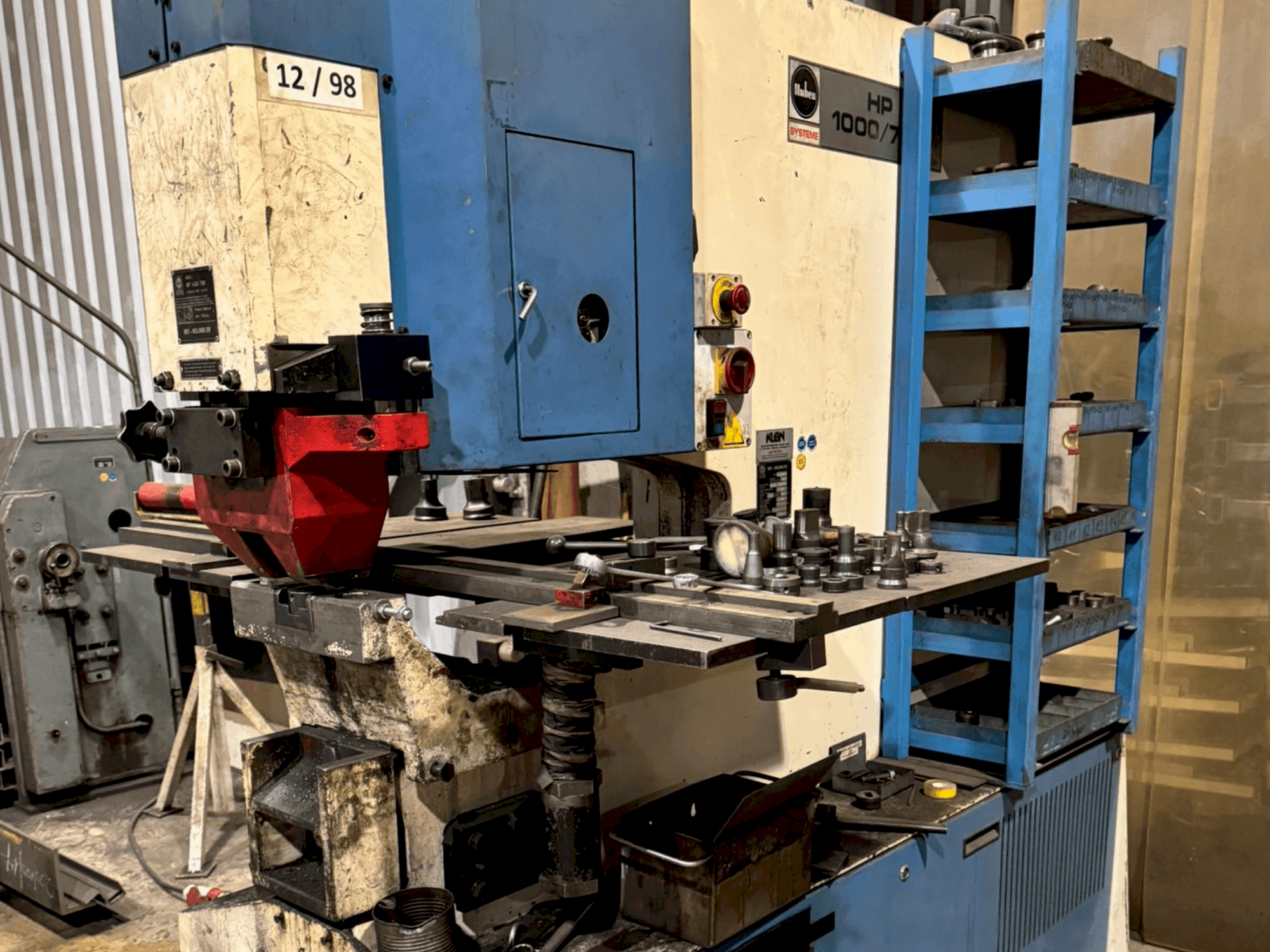 Makine  KLEIN HP 1000/760 - Önden görünüm